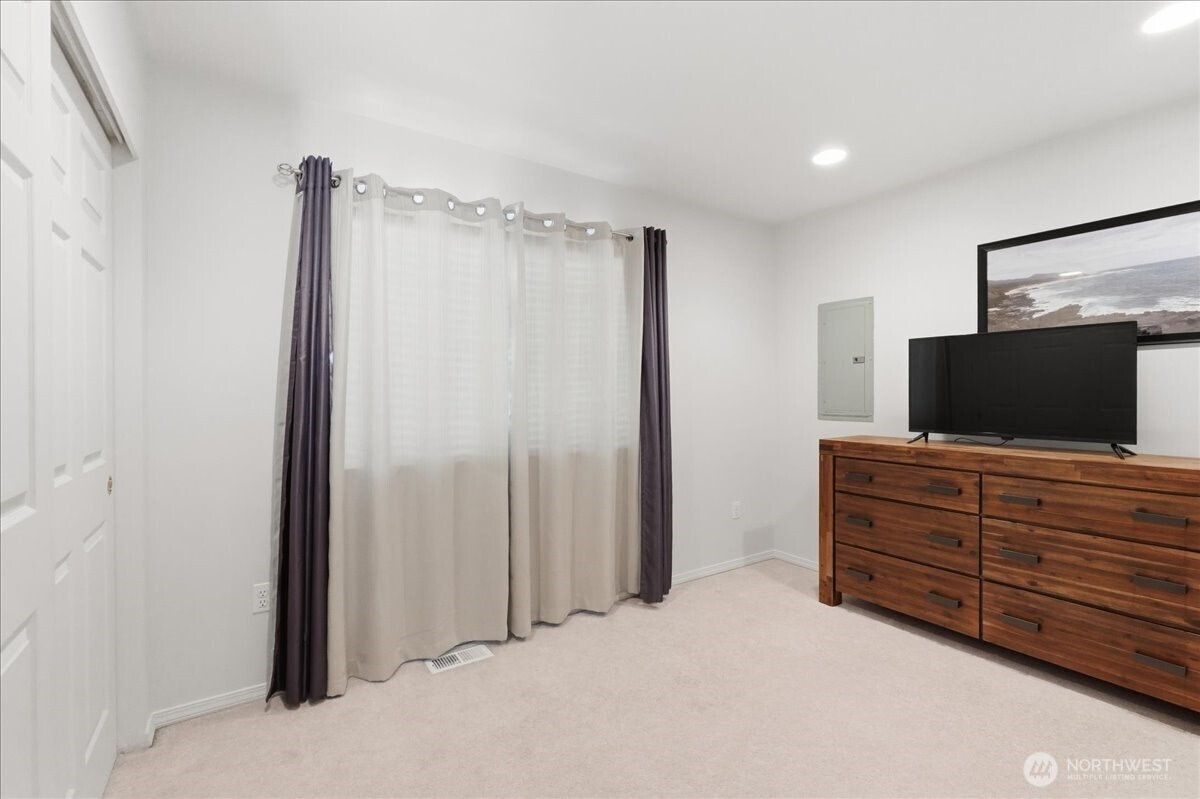7205 E G Street Property Photo 17