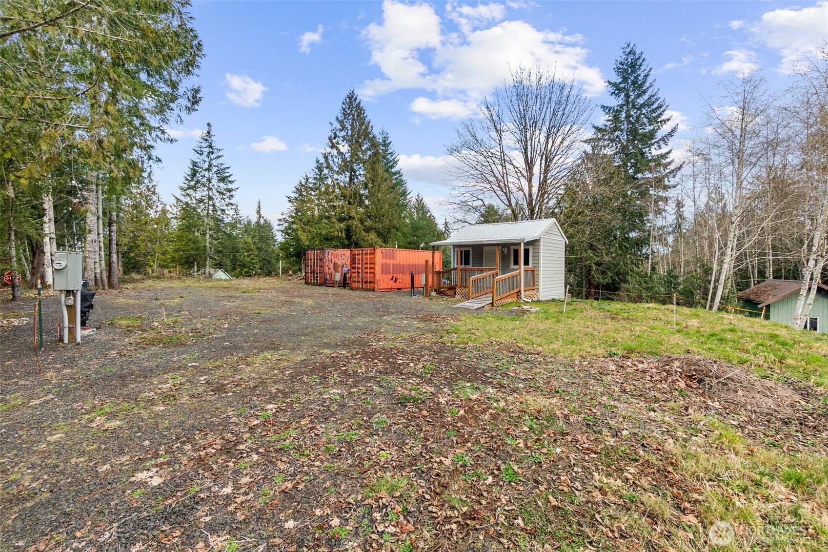 21 W Prairie Loop Road Property Photo 3