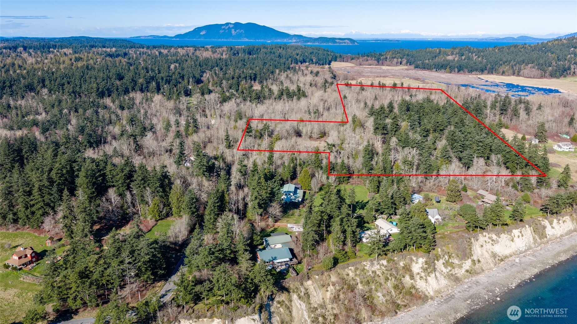 6117 S Shore Road Property Photo 1