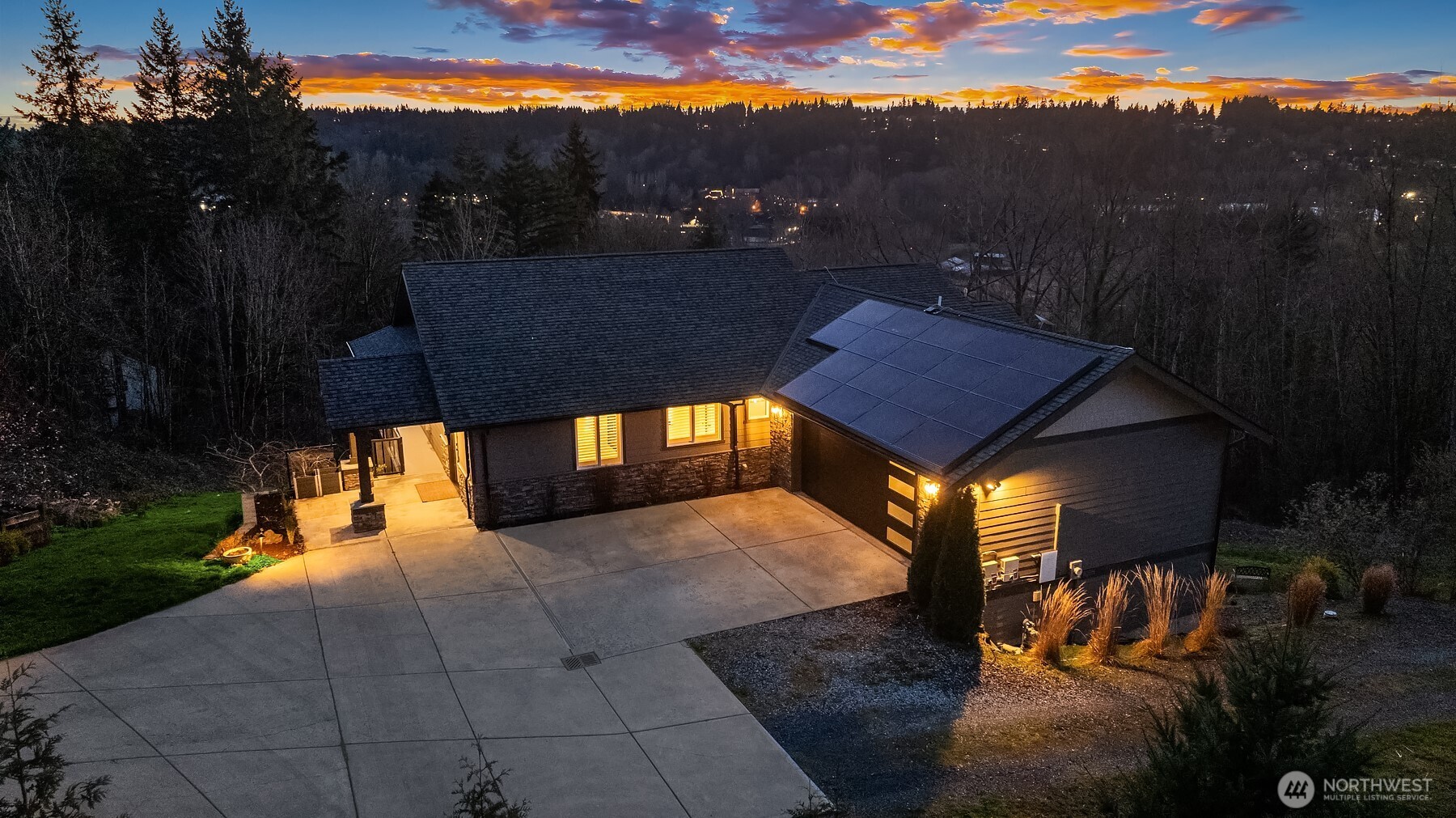 15205 152nd Avenue Property Photo 3