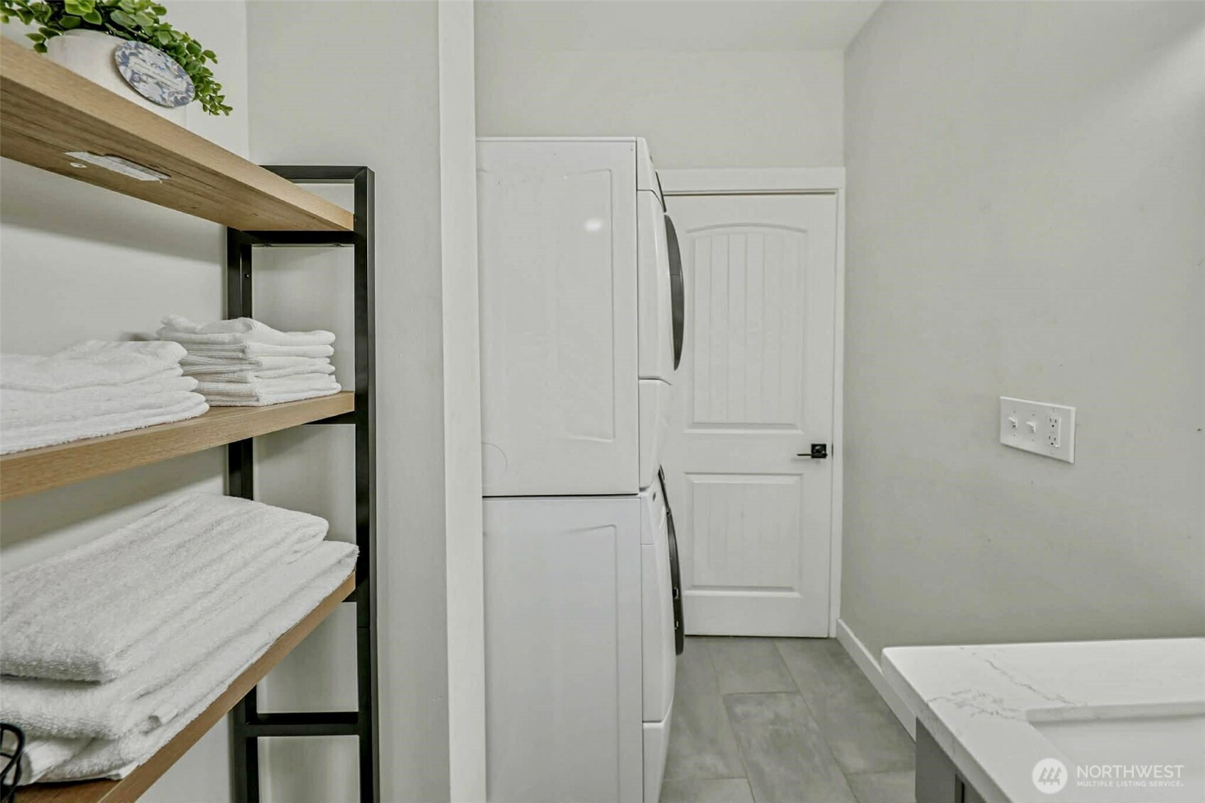 621 Houser Way Property Photo 17