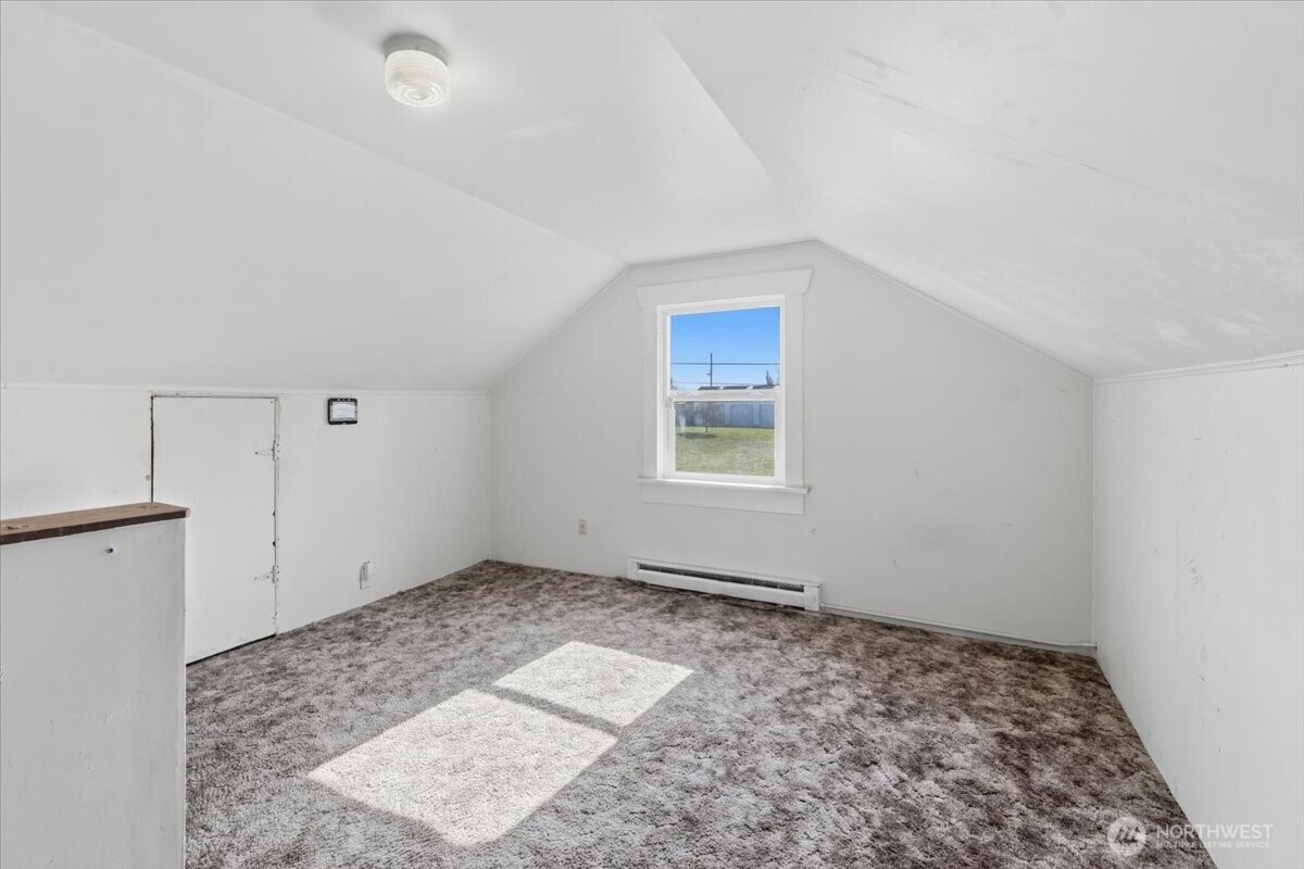 331 100th Street Property Photo 16
