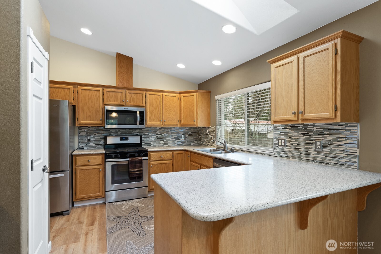 2245 Se Camano Drive Property Photo 3