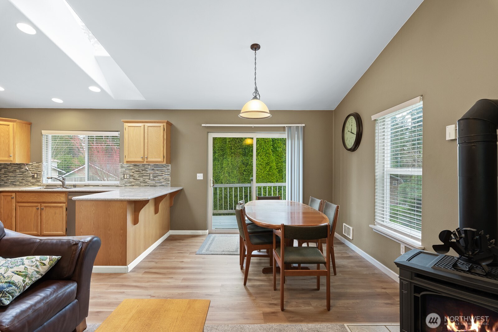 2245 Se Camano Drive Property Photo 8