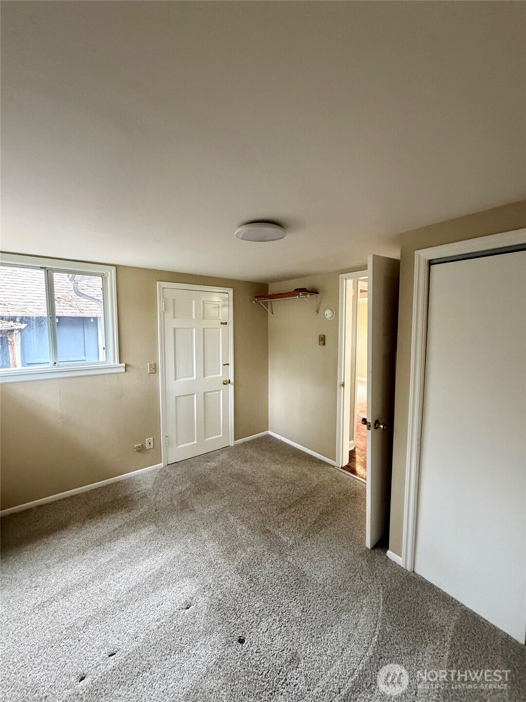 8727 Moreland Avenue Property Photo 10