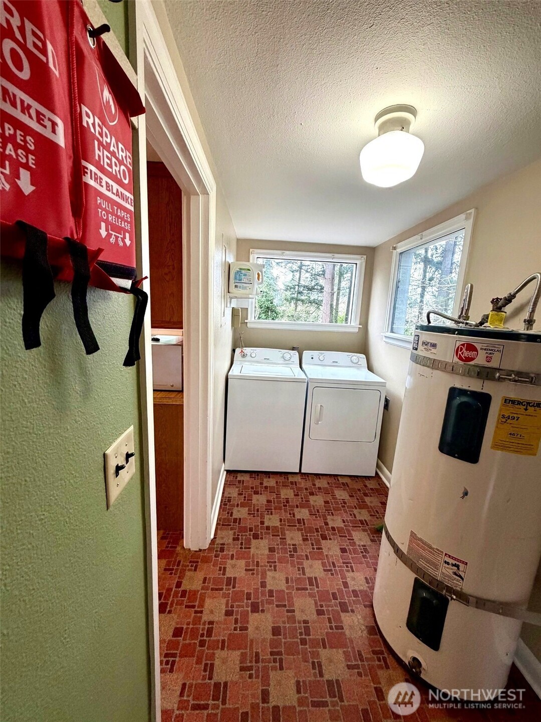 8727 Moreland Avenue Property Photo 12
