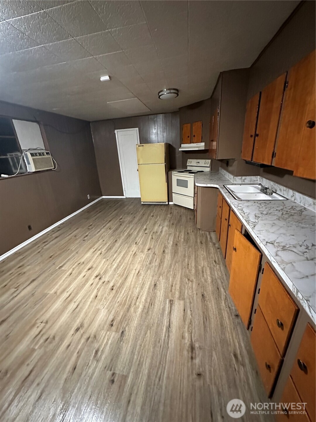 616 Columbia Avenue Property Photo 10