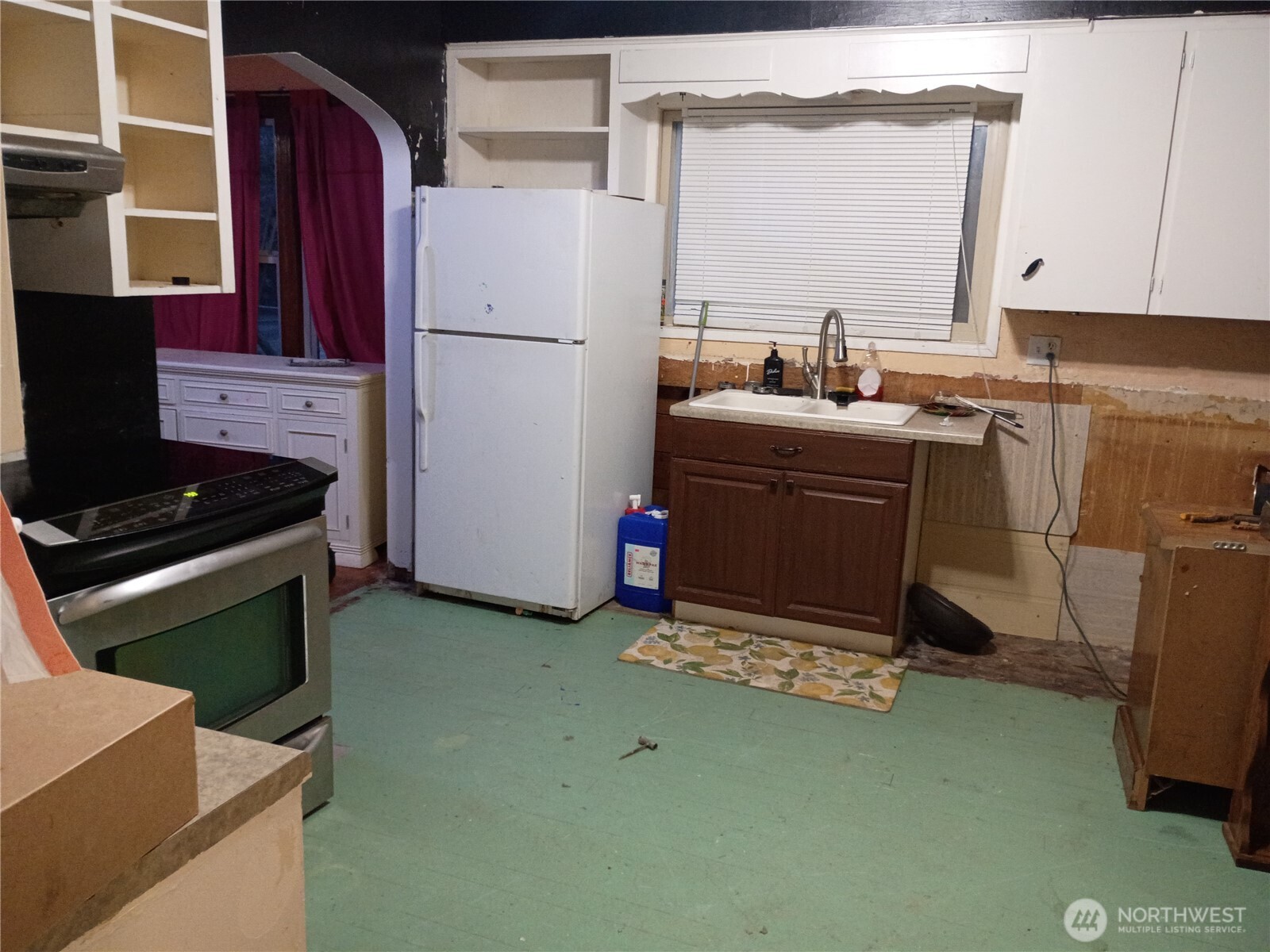 20968 Broadway Street Property Photo 29