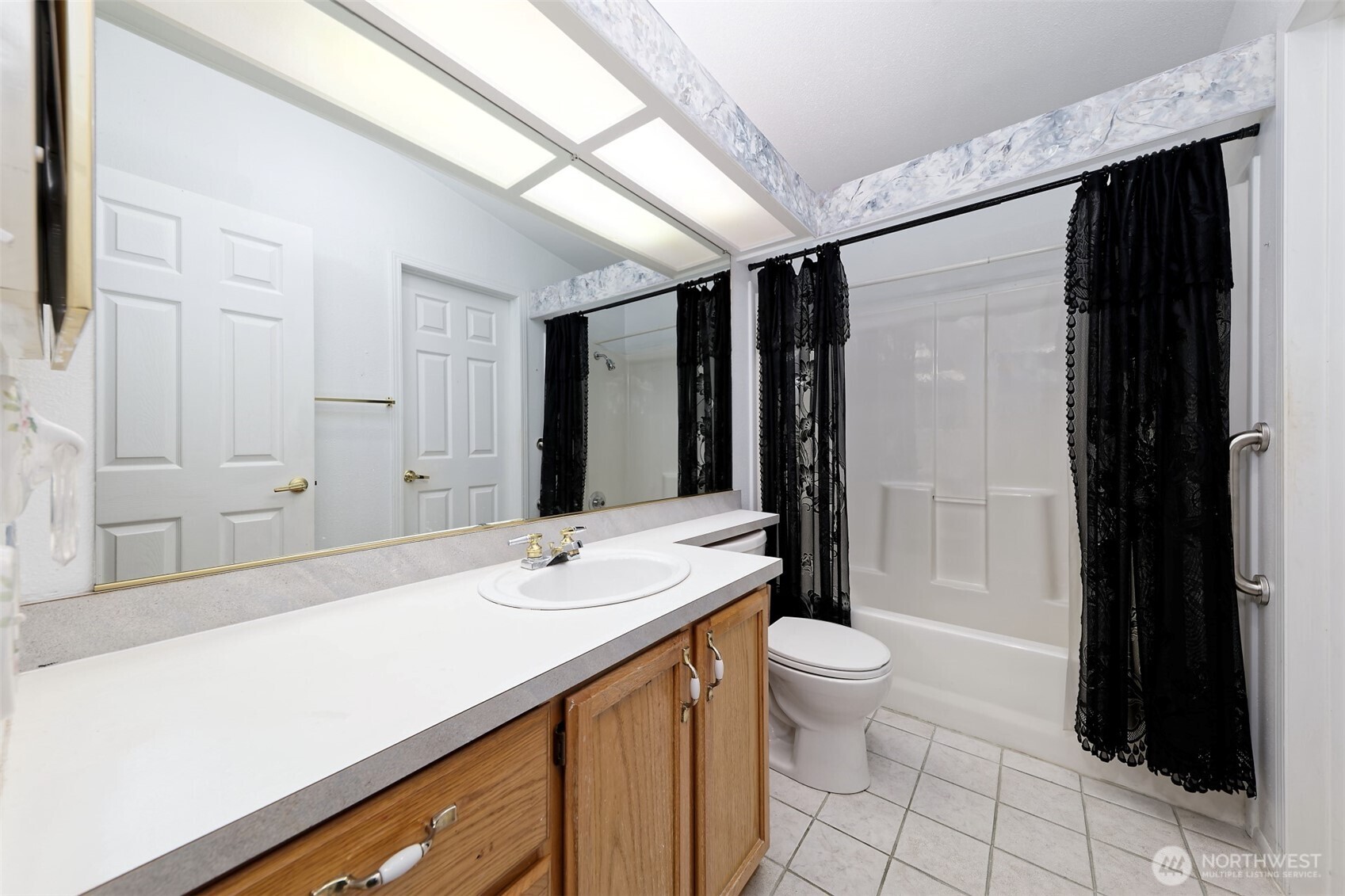 6 Noel Lane Property Photo 24