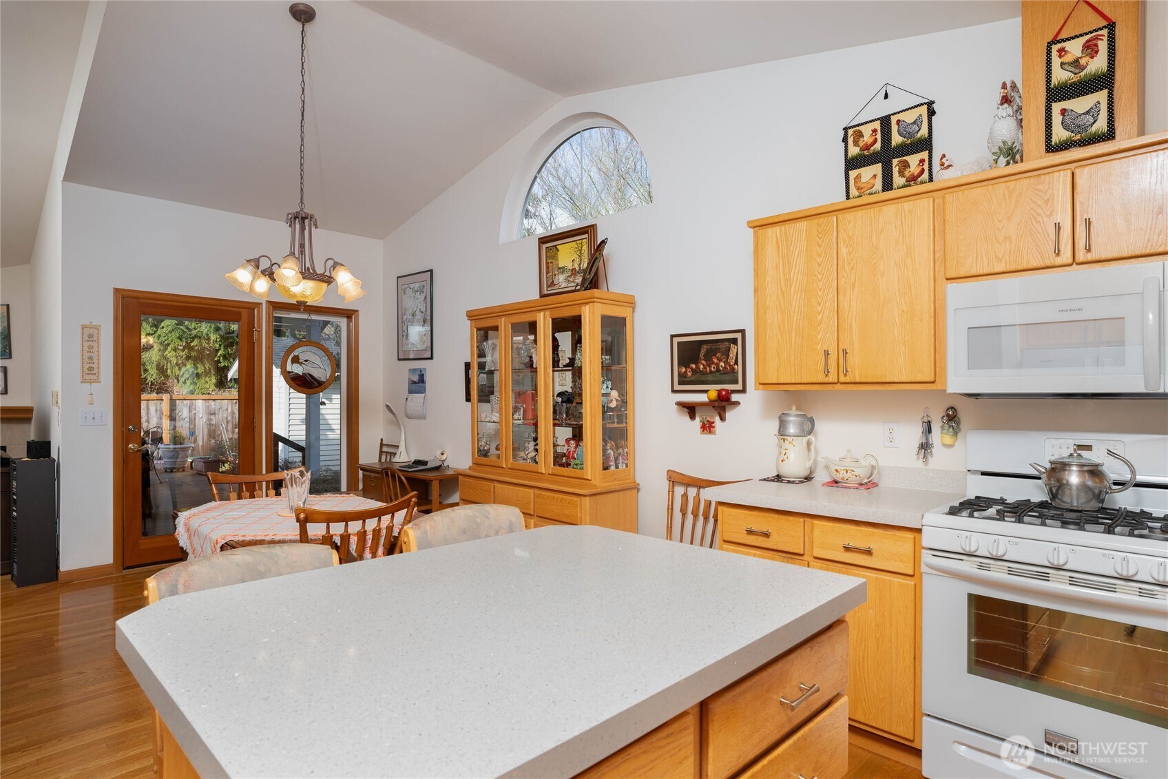 5005 109th Street A,b,c Property Photo 19