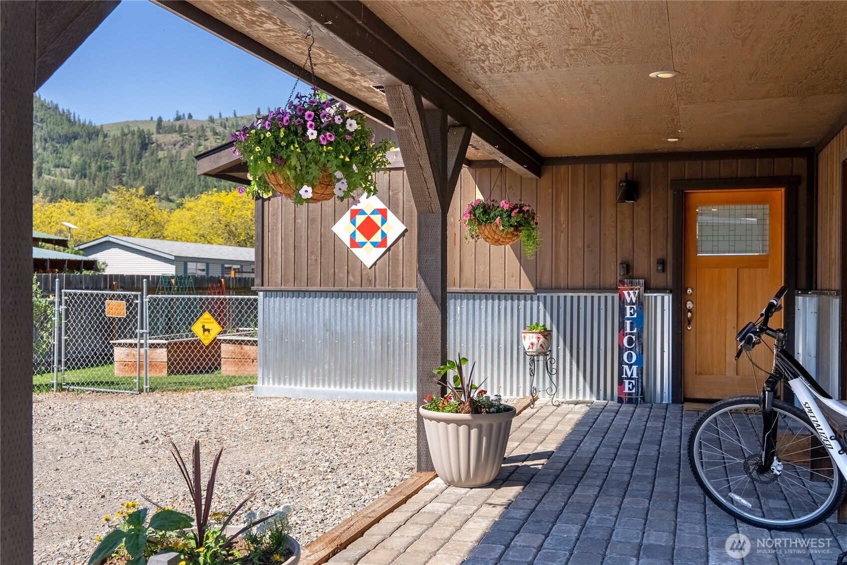 805 Marble Street Property Photo 4