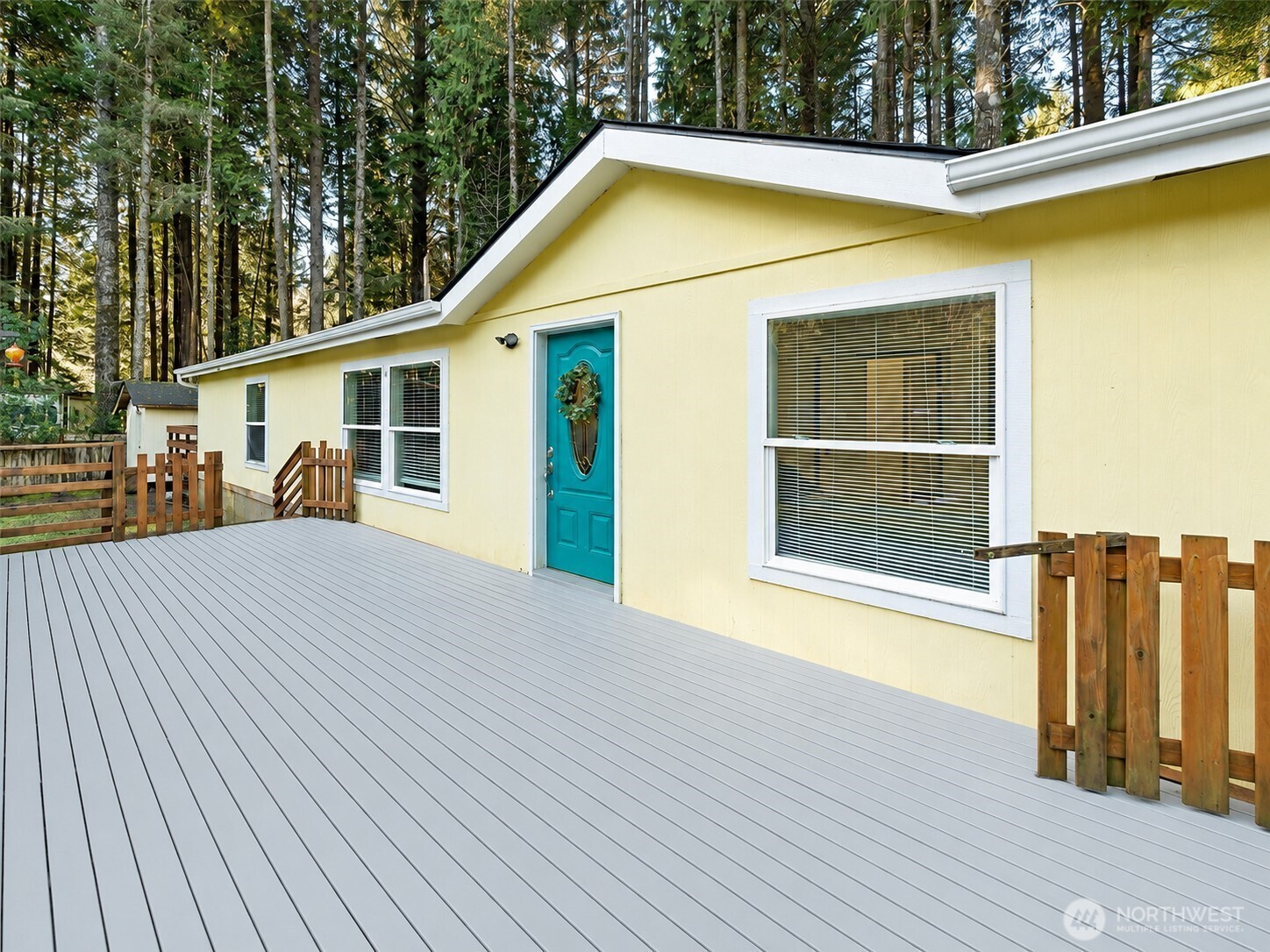 48 Robin Lane Property Photo 1