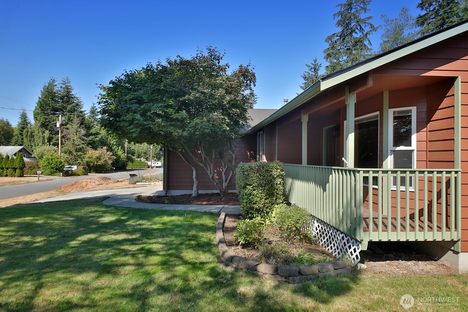445 Mitchell Drive Property Photo 2