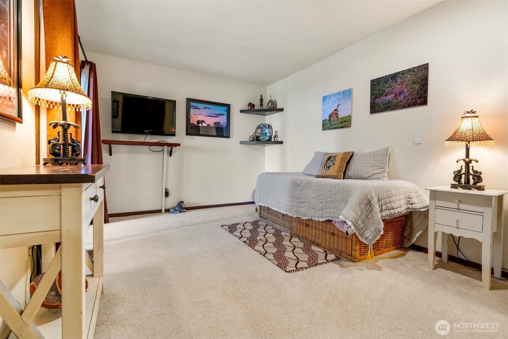 8613 Semiahmoo Drive Property Photo 10