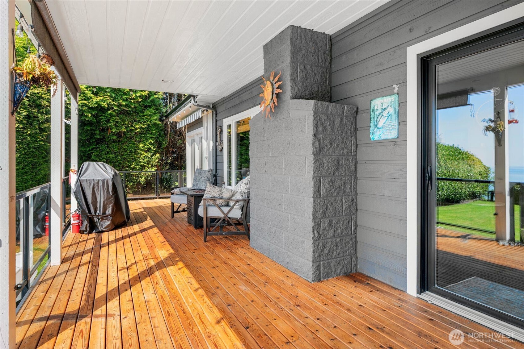 8613 Semiahmoo Drive Property Photo 23