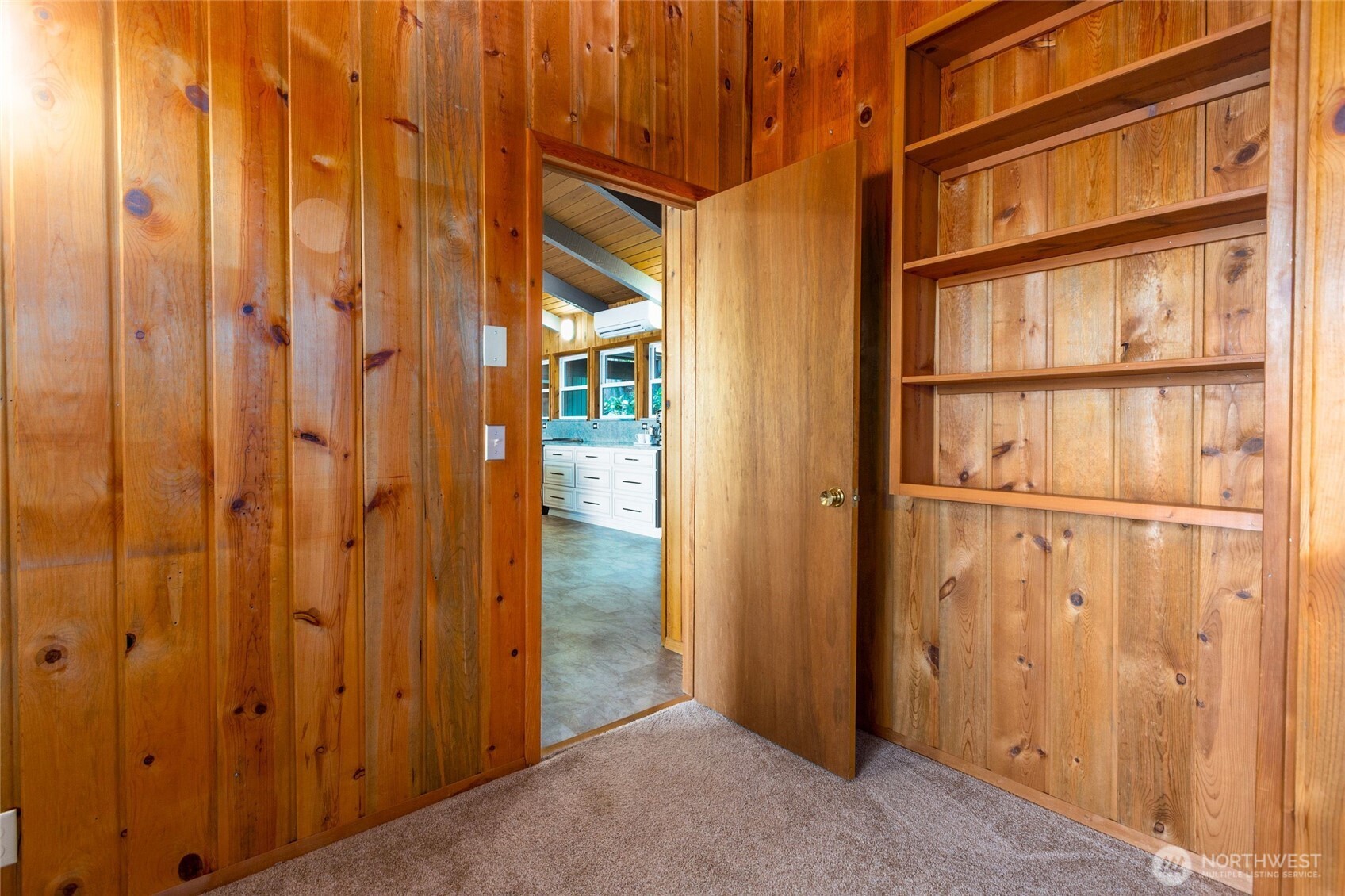 455 Mineral Point Property Photo 15