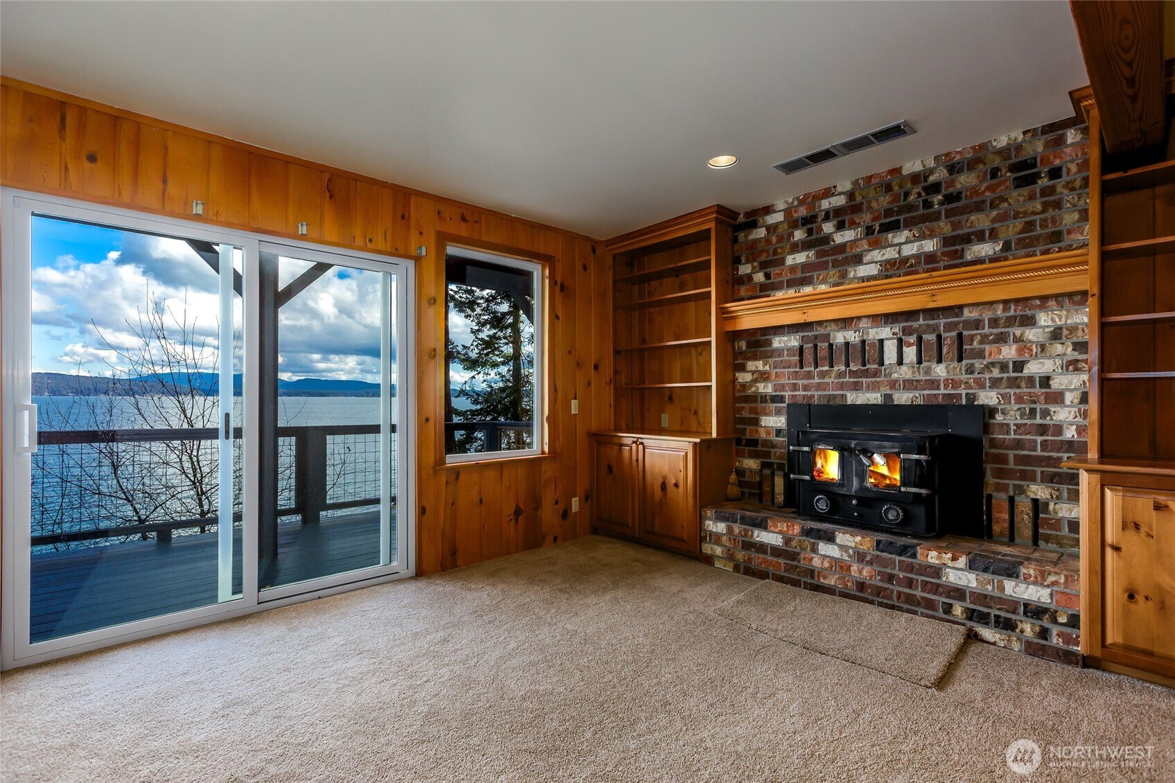 455 Mineral Point Property Photo 24
