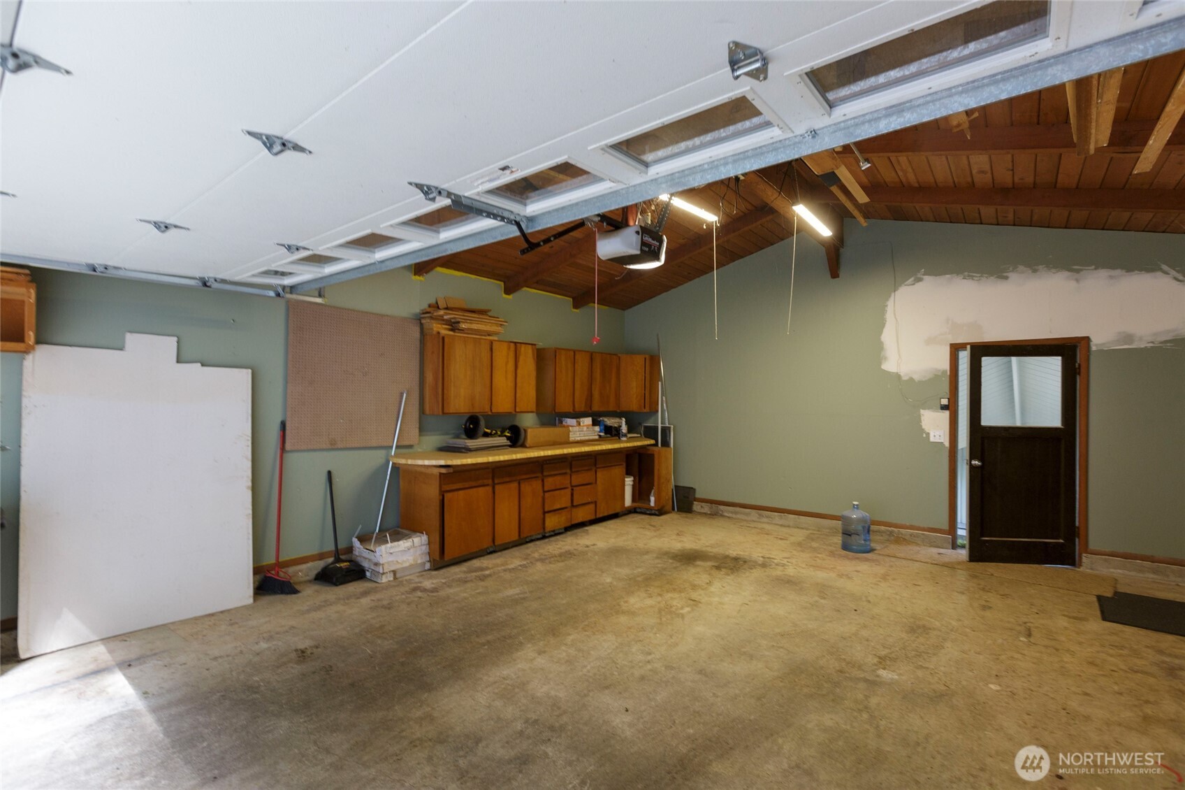 455 Mineral Point Property Photo 31