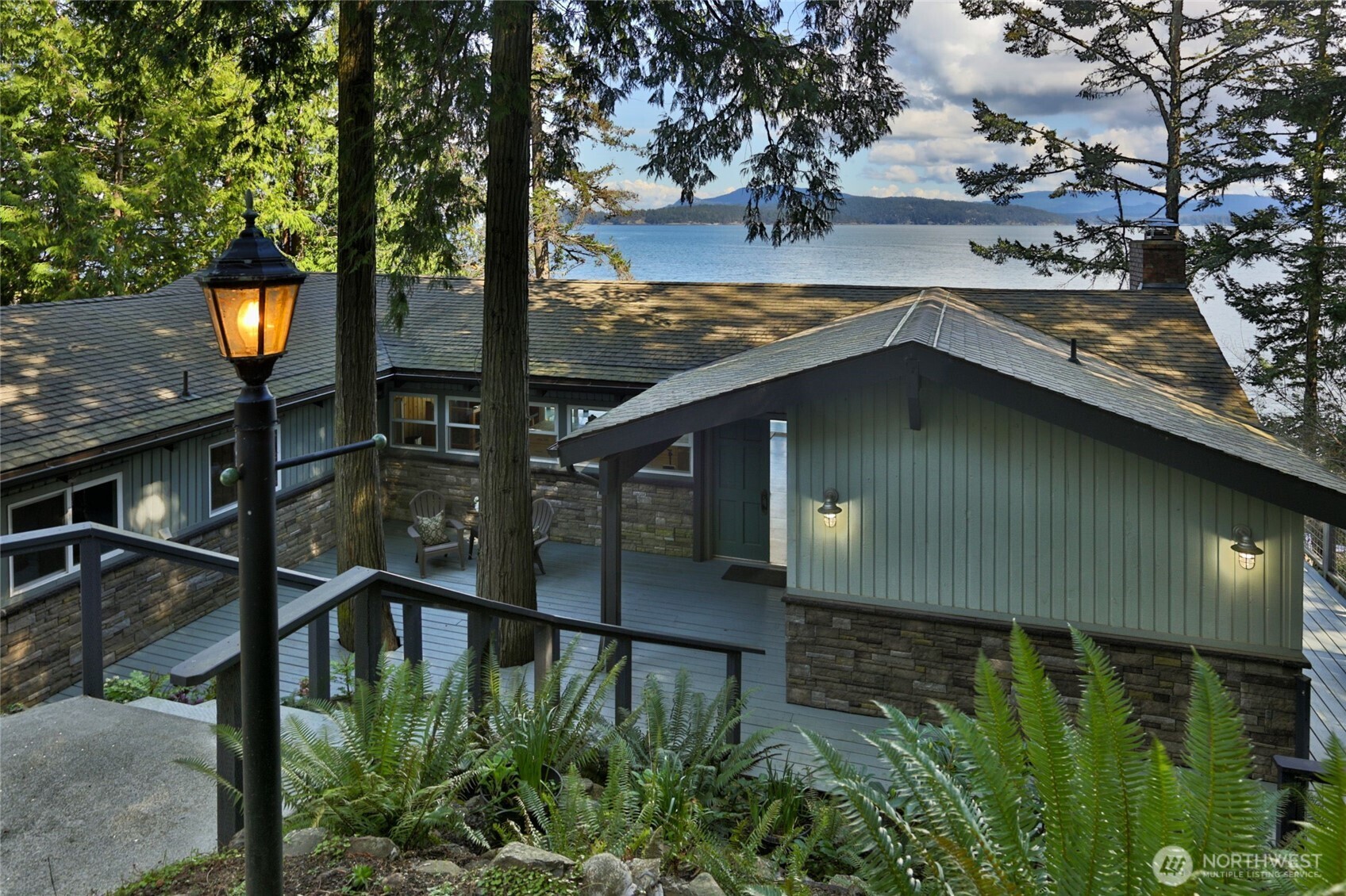 455 Mineral Point Property Photo 32