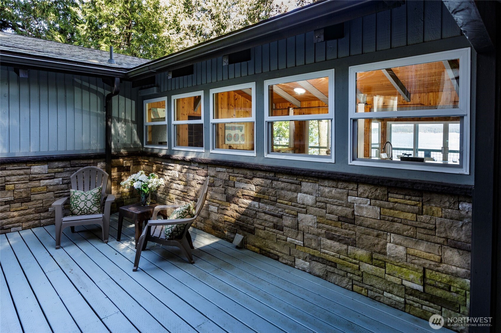 455 Mineral Point Property Photo 33