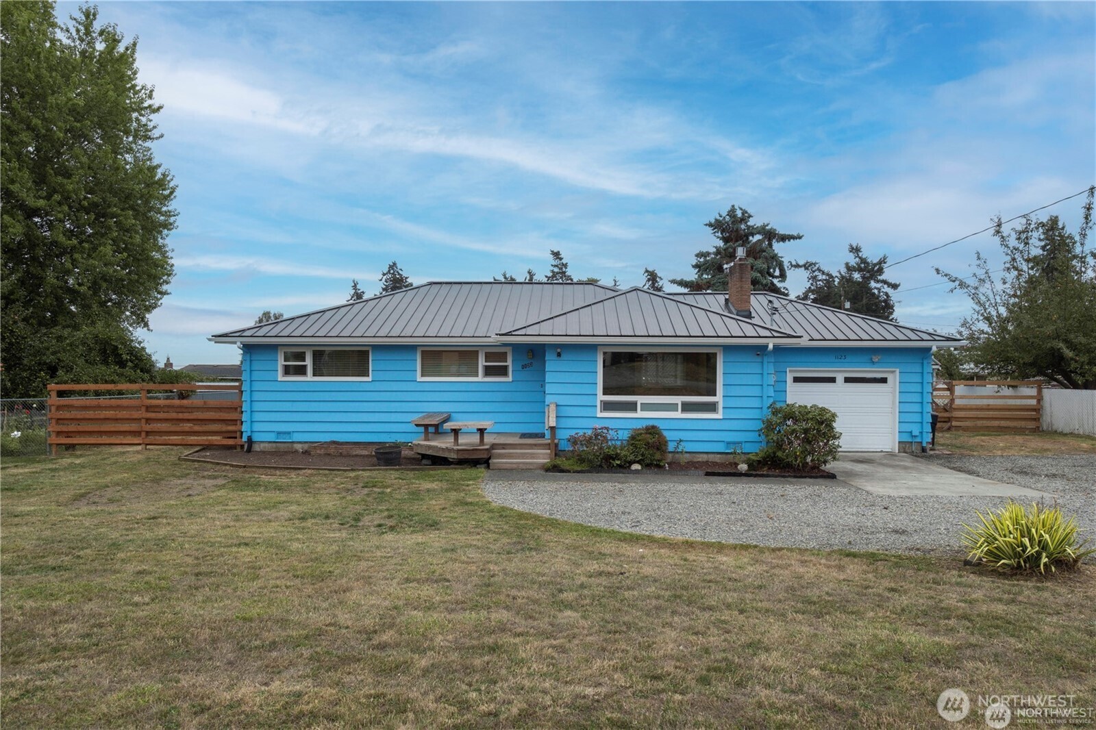 1123 Forest Glen Road Property Photo 1