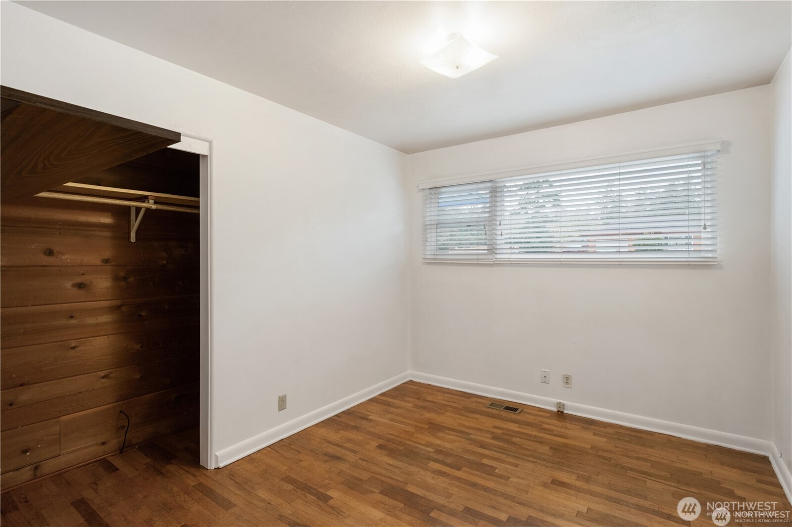 1123 Forest Glen Road Property Photo 17