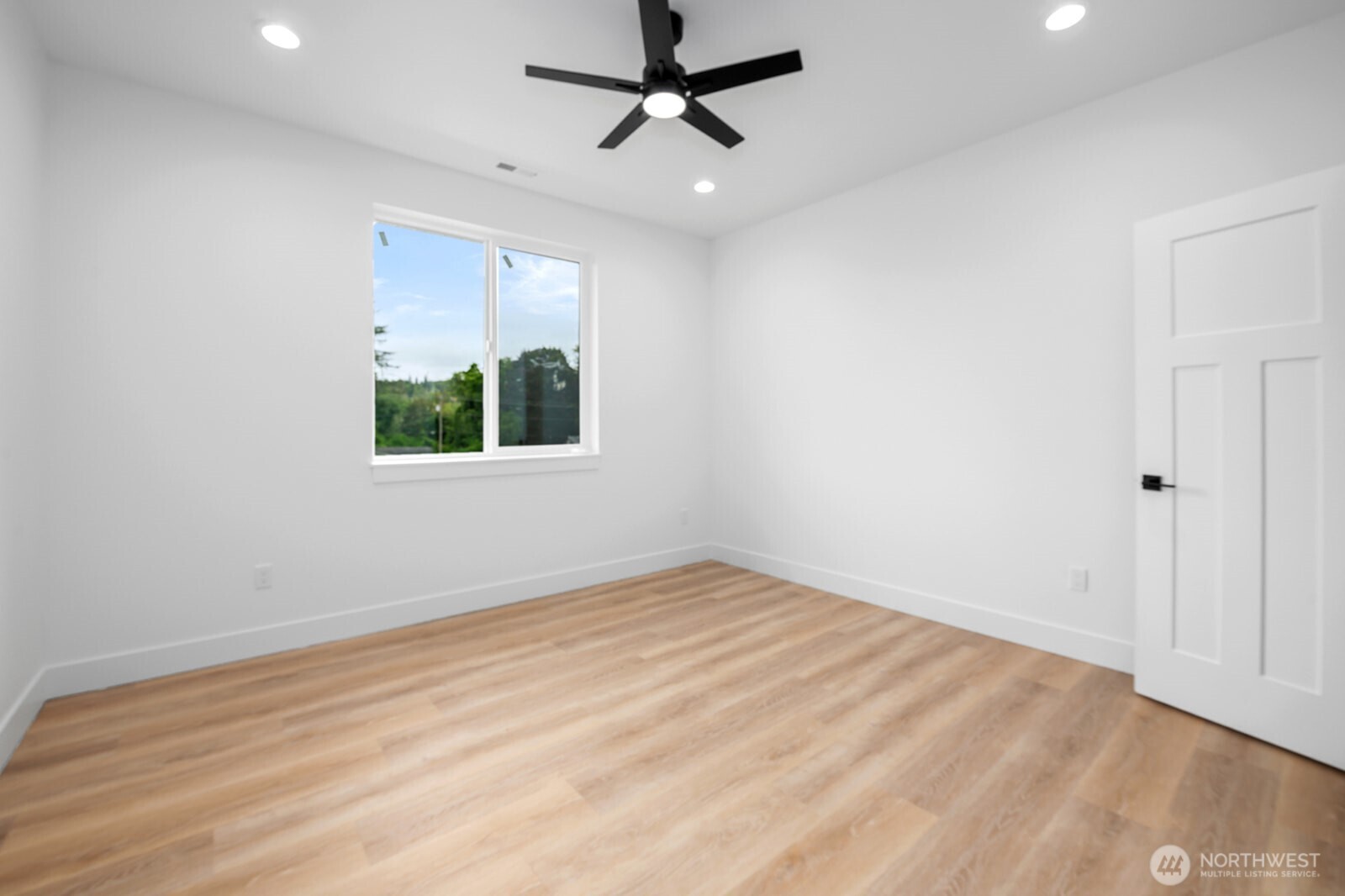 1122 Tecumseh Street Property Photo 13