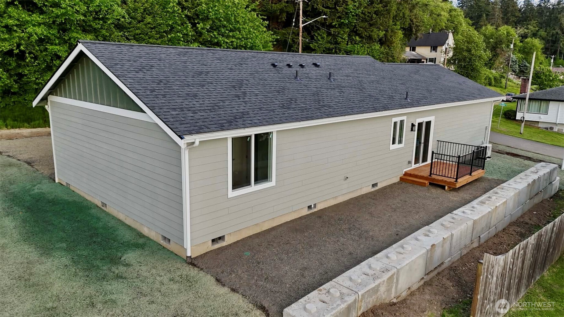 1122 Tecumseh Street Property Photo 25