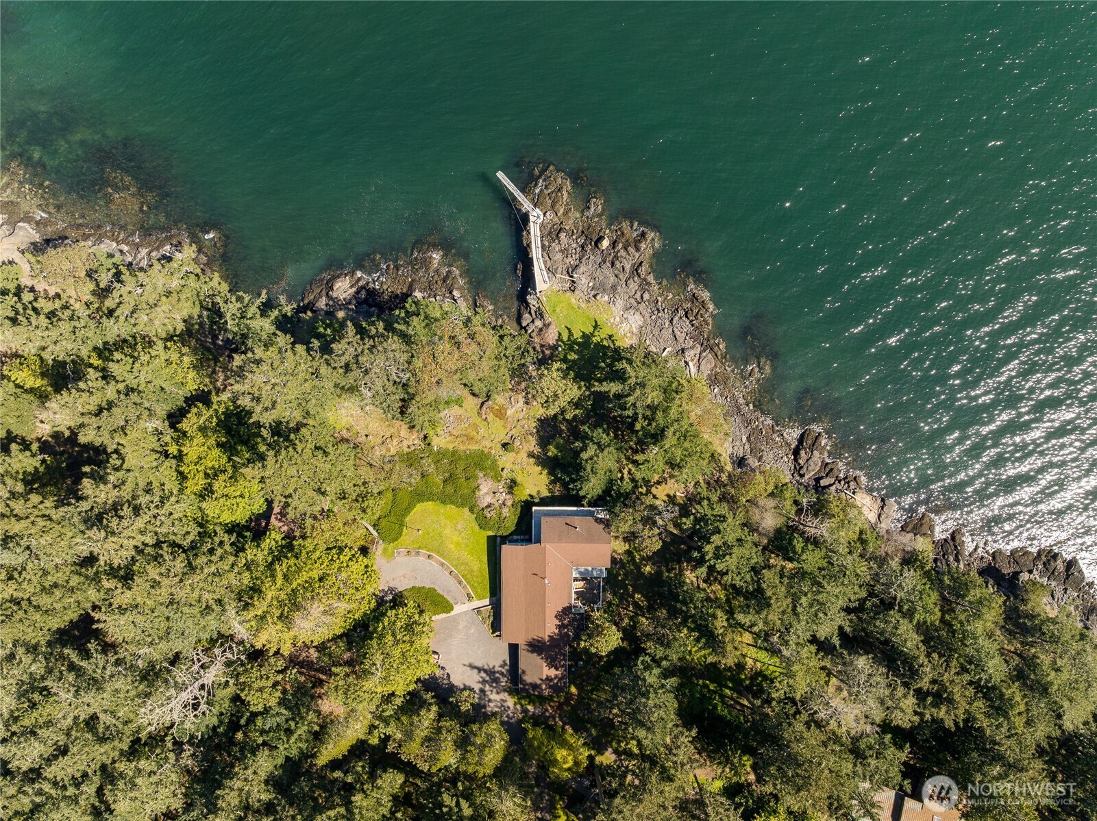 208 Tide's End Road Property Photo 2