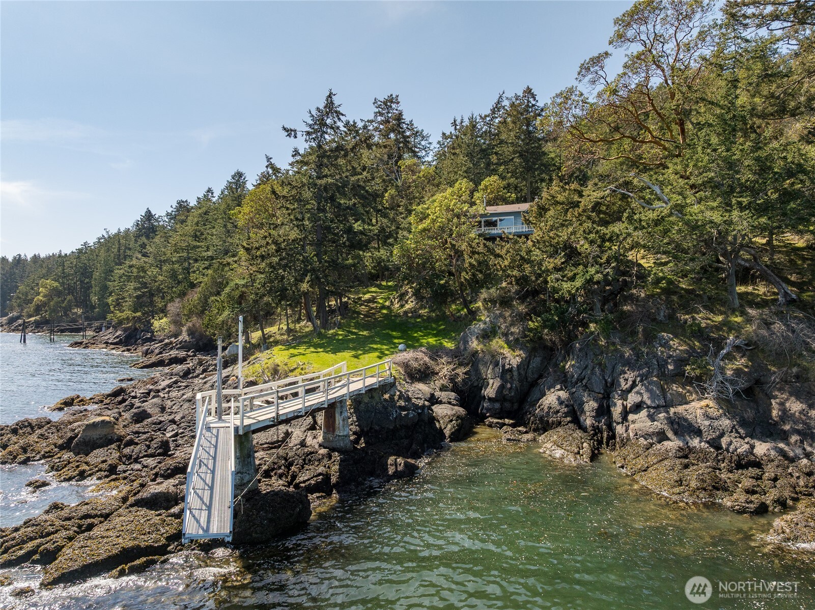 208 Tide's End Road Property Photo 4