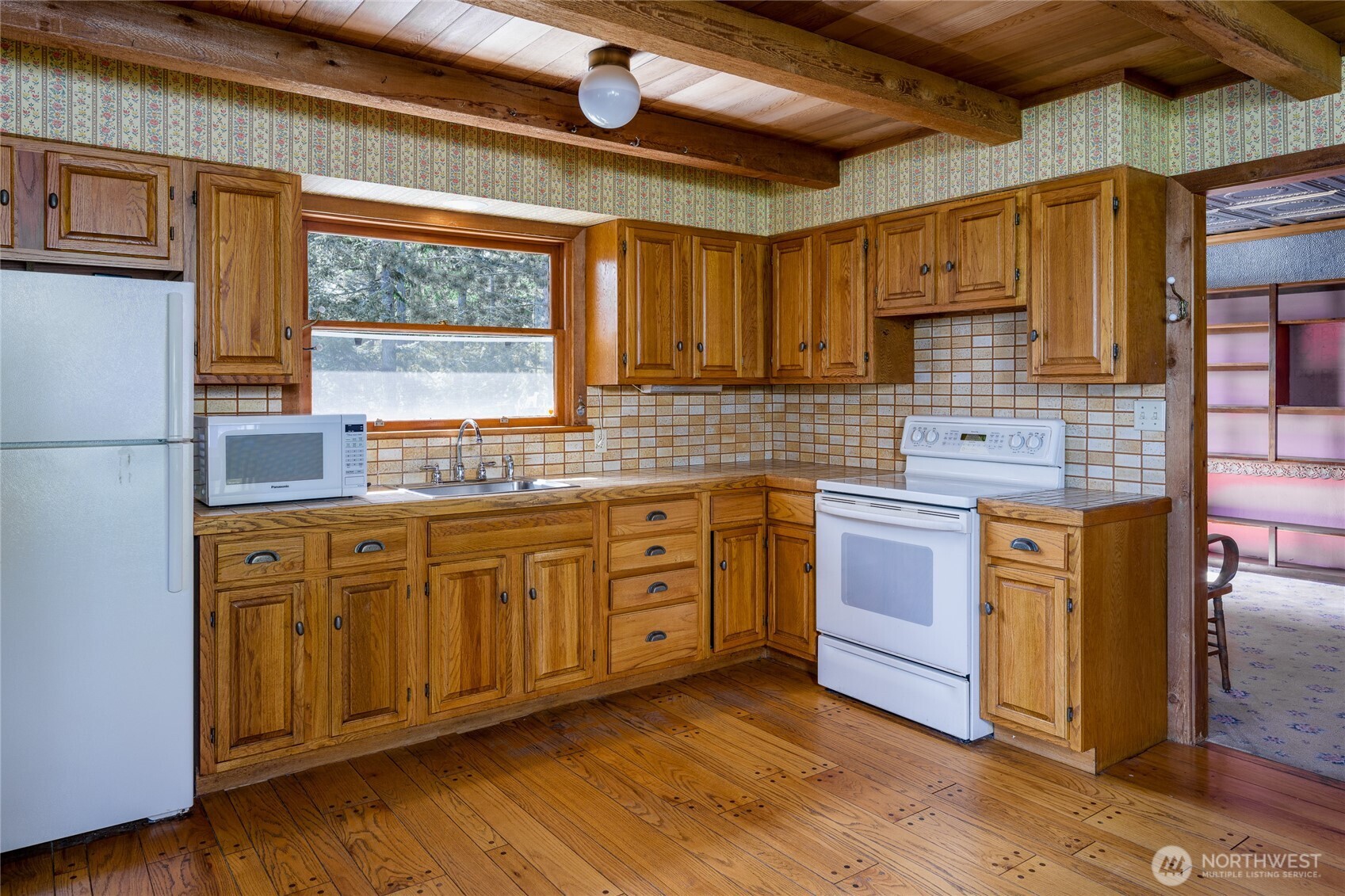 208 Tide's End Road Property Photo 14