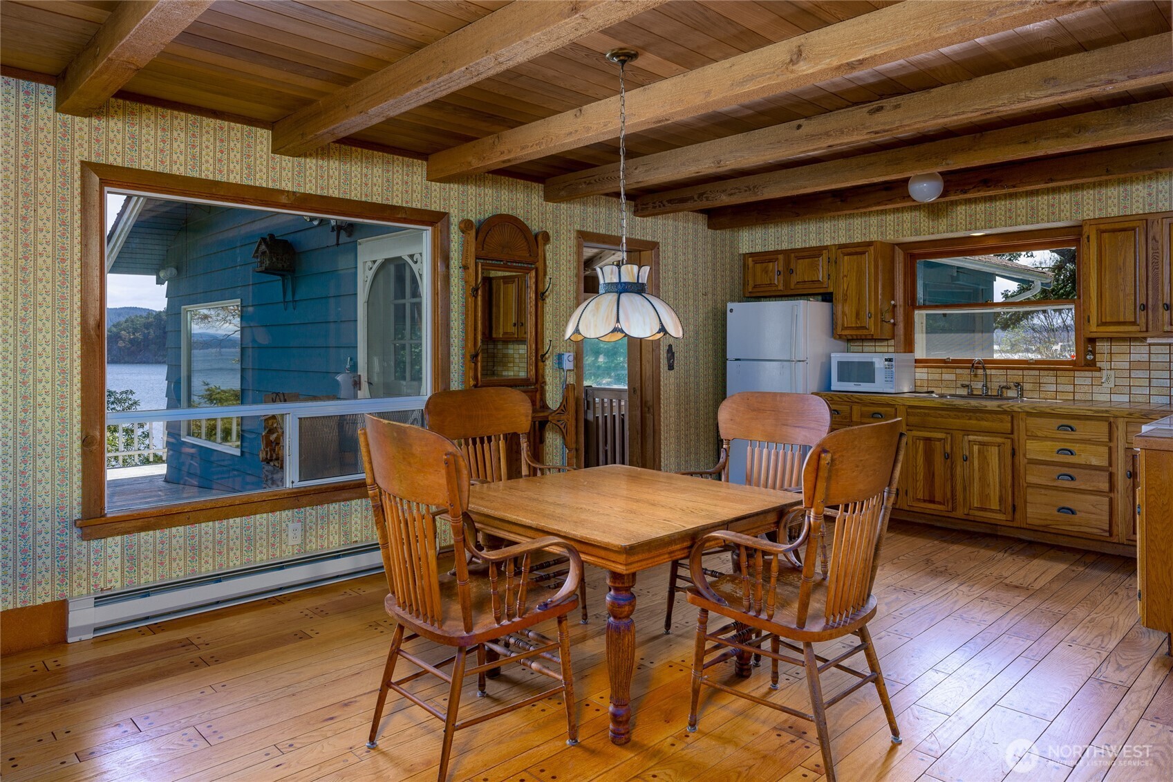 208 Tide's End Road Property Photo 15