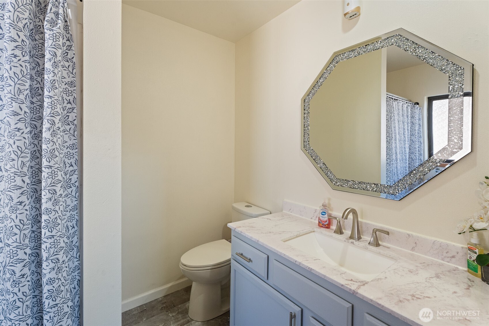 1716 N Anne Avenue Property Photo 19