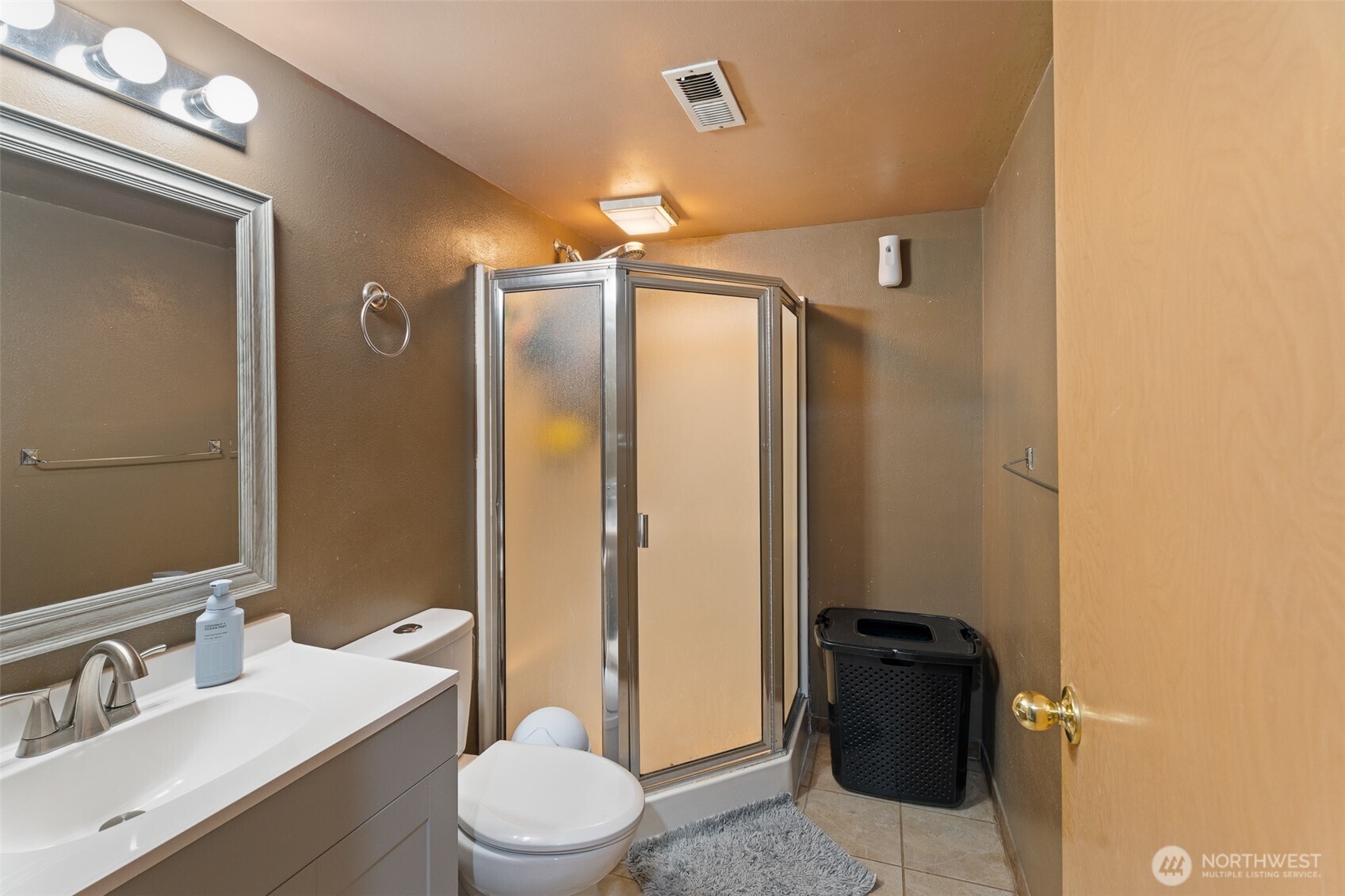 1716 N Anne Avenue Property Photo 36