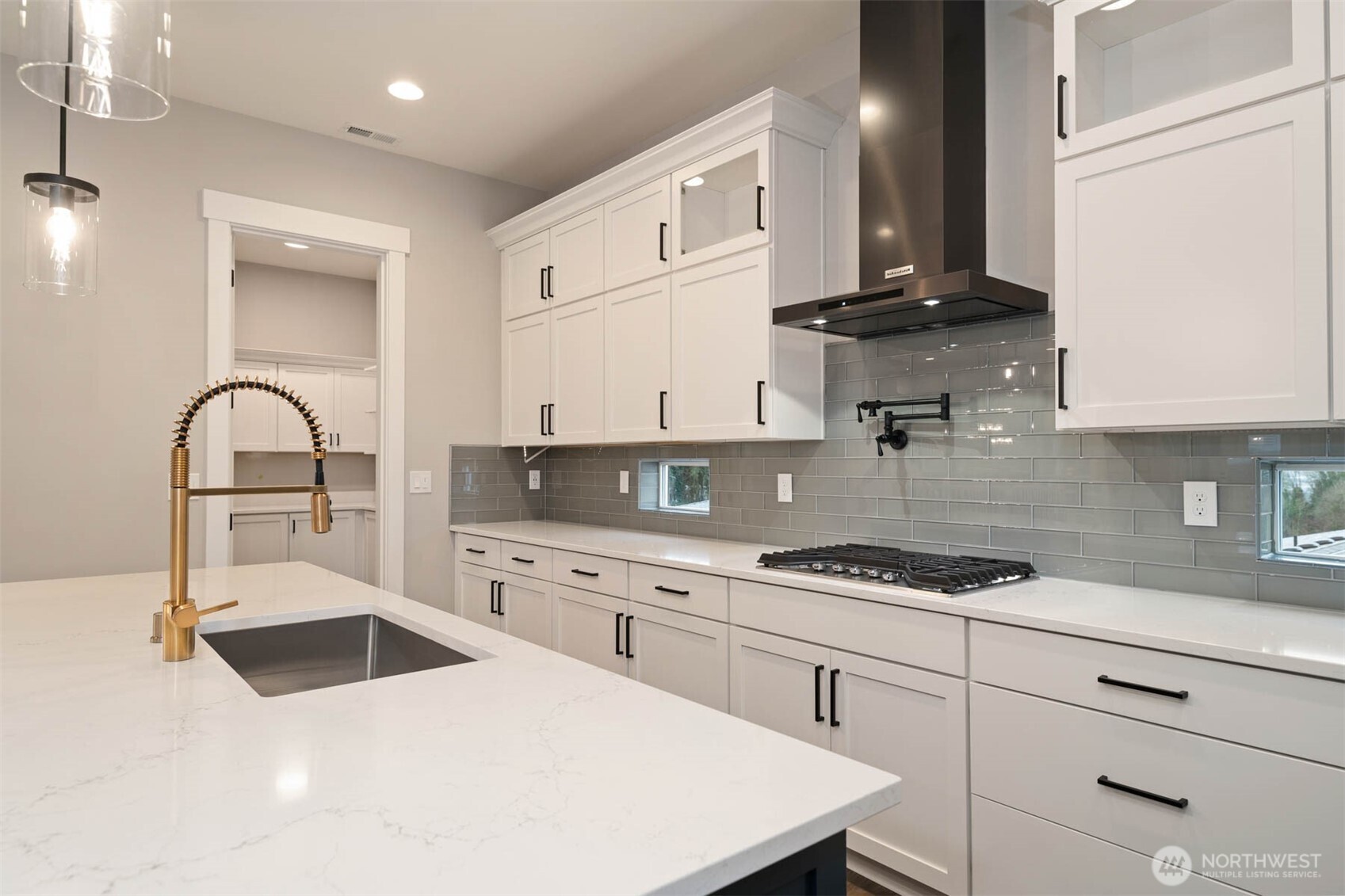 13021 75th Place Property Photo 2