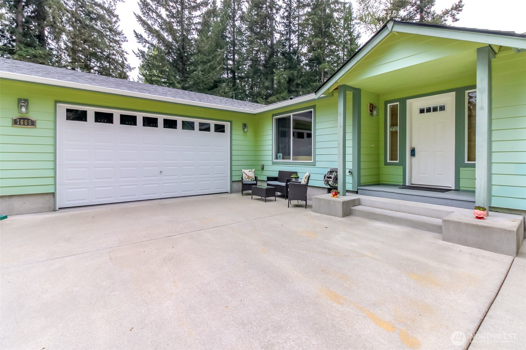 7605 295th Property Photo 2
