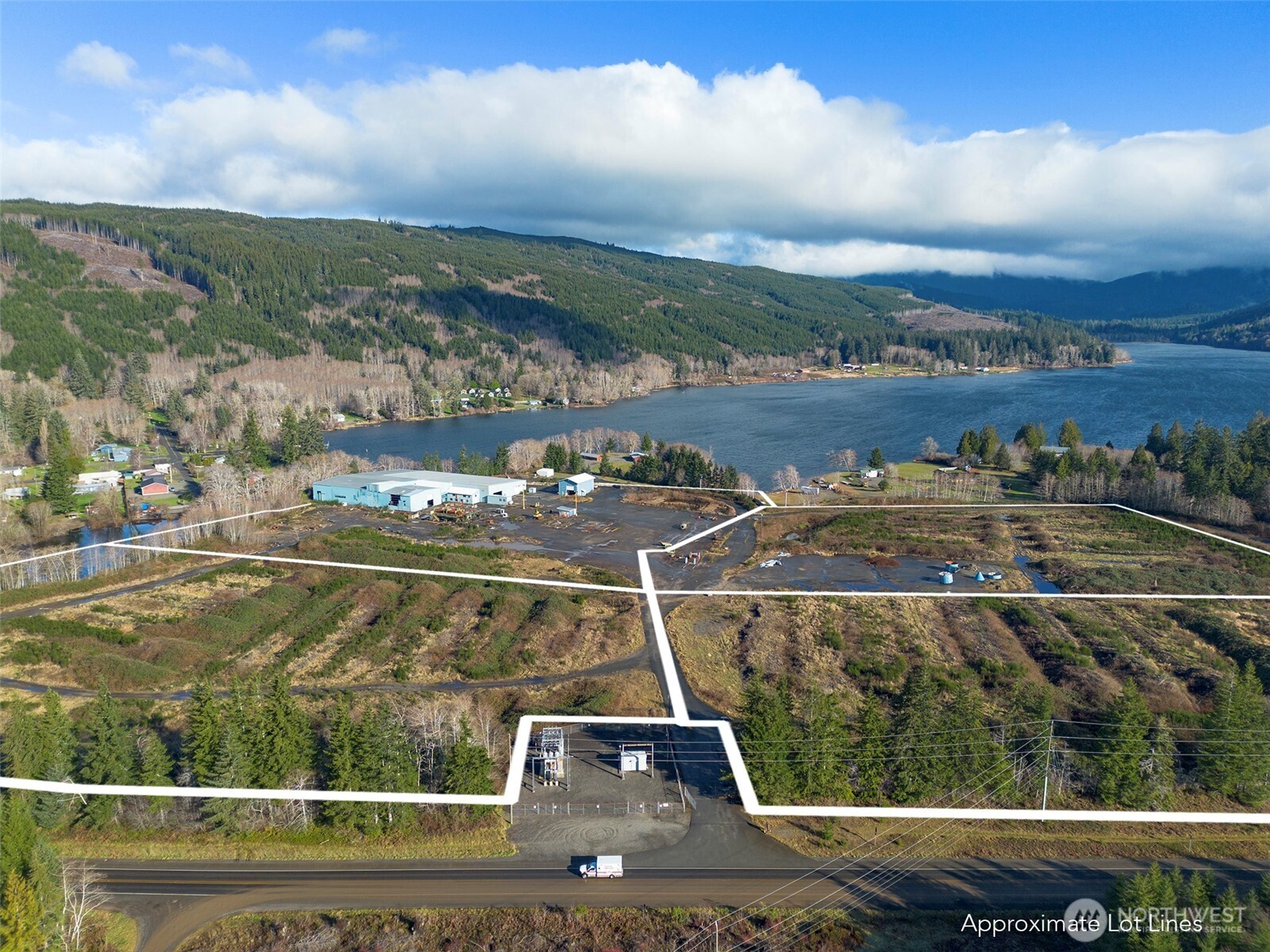 200659 Highway 101 Property Photo 2