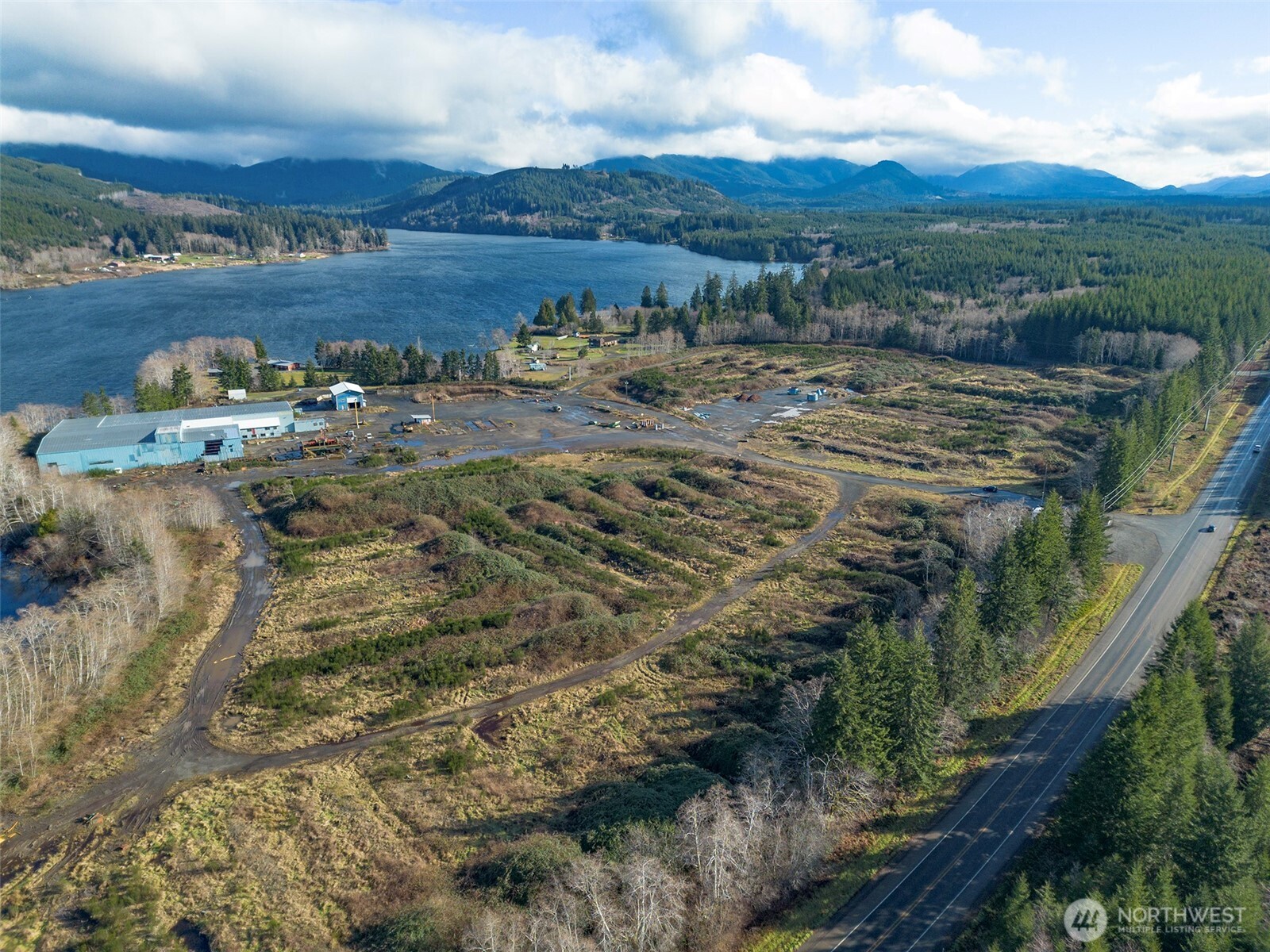 200659 Highway 101 Property Photo 4