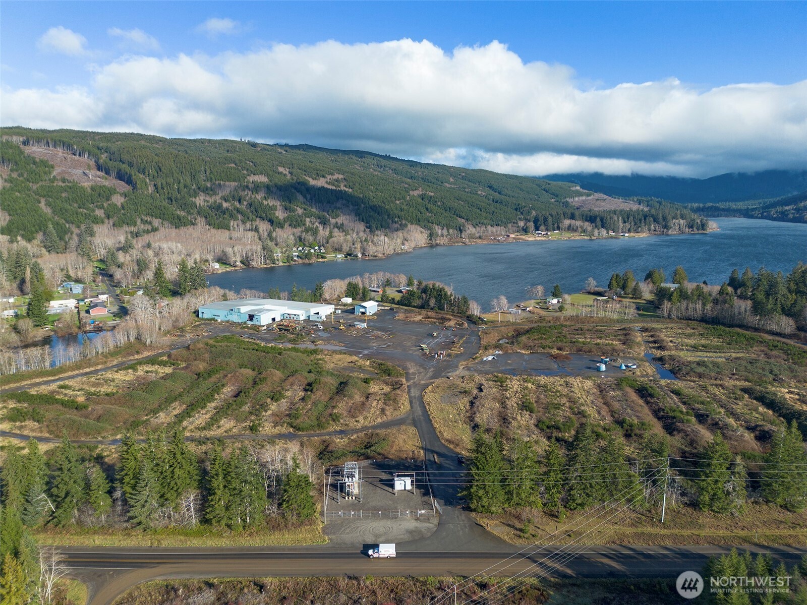 200659 Highway 101 Property Photo 5