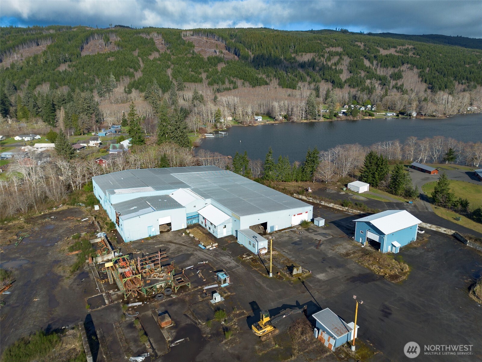 200659 Highway 101 Property Photo 6