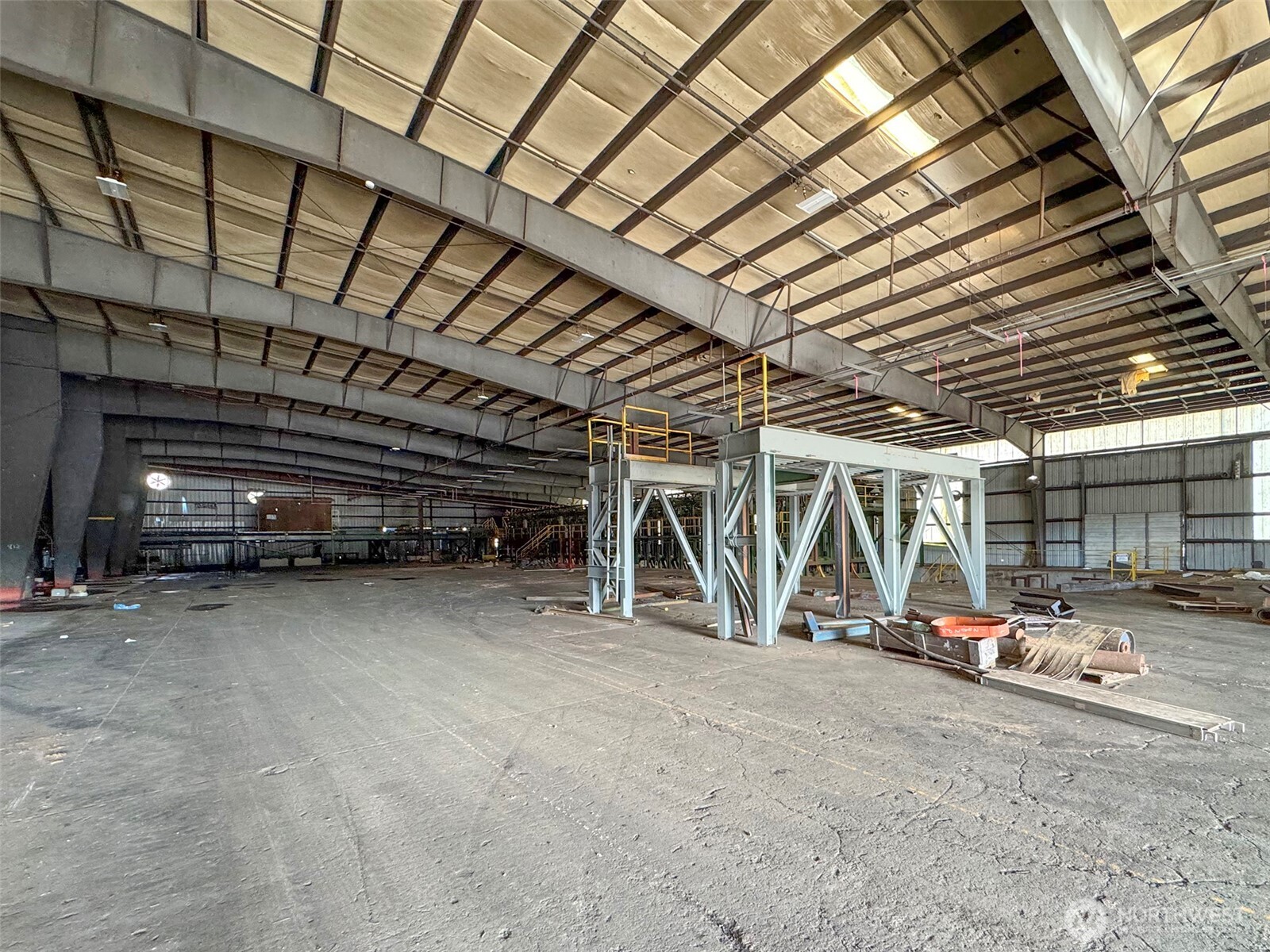200659 Highway 101 Property Photo 15