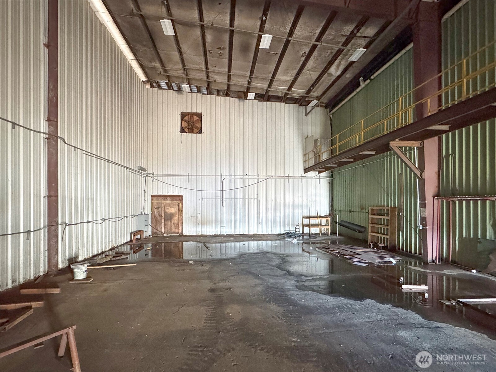 200659 Highway 101 Property Photo 28