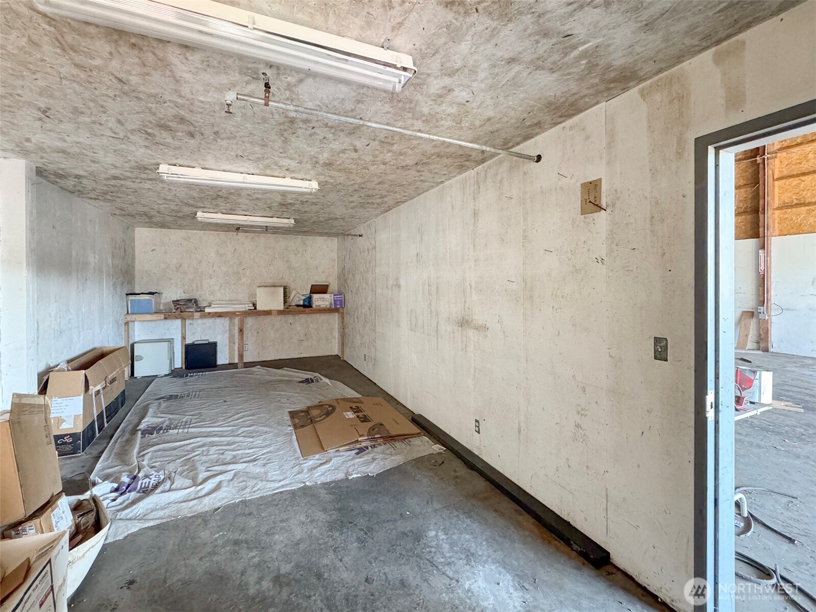 200659 Highway 101 Property Photo 34