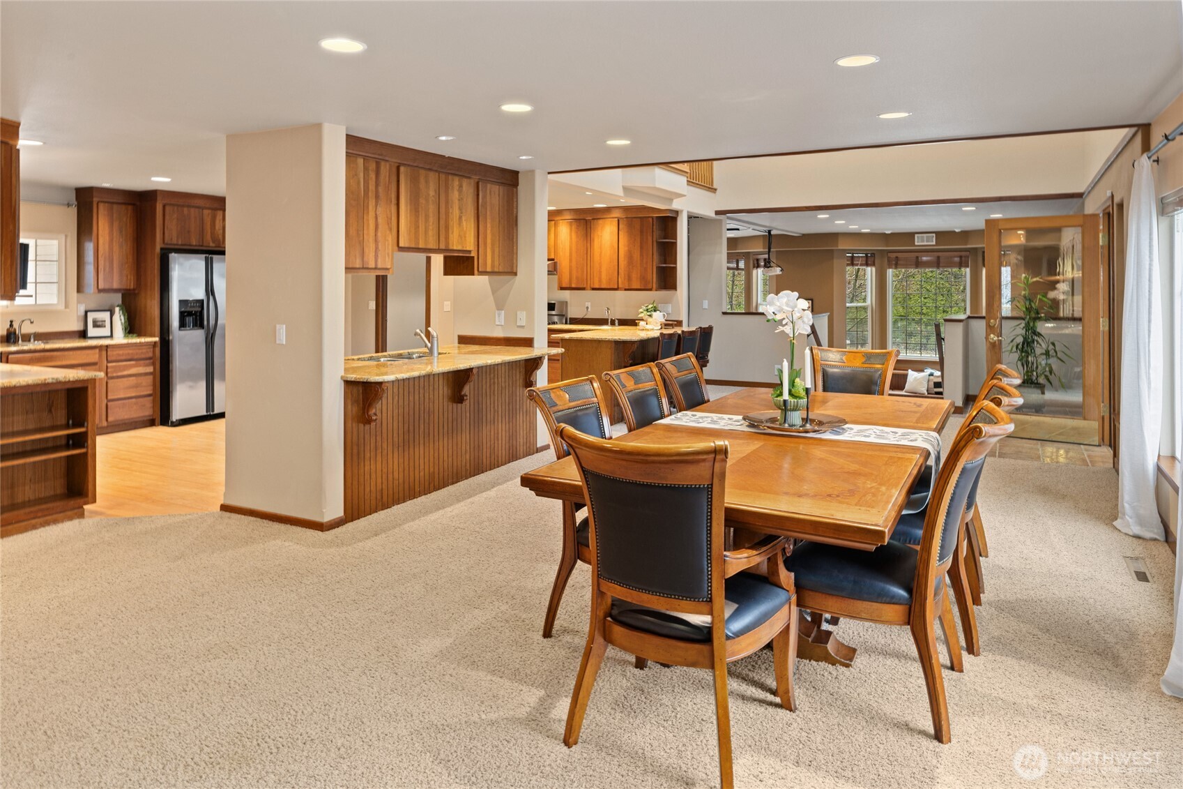 709 S Matthews Road Property Photo 10