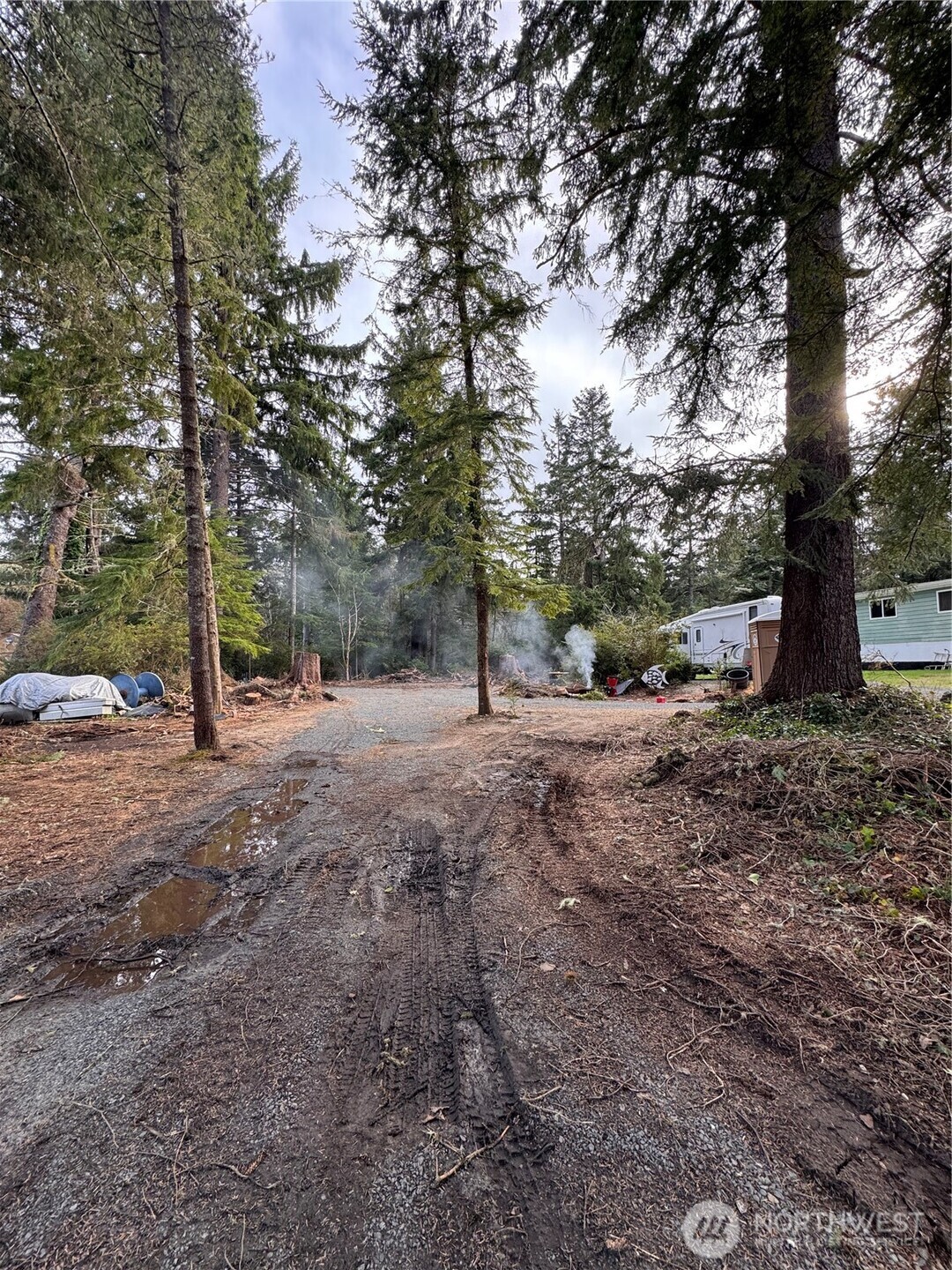 1920 208th Place Property Photo 4