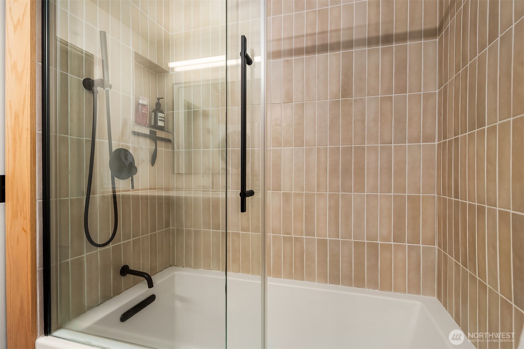 2504 Western Avenue 422 Property Photo 12