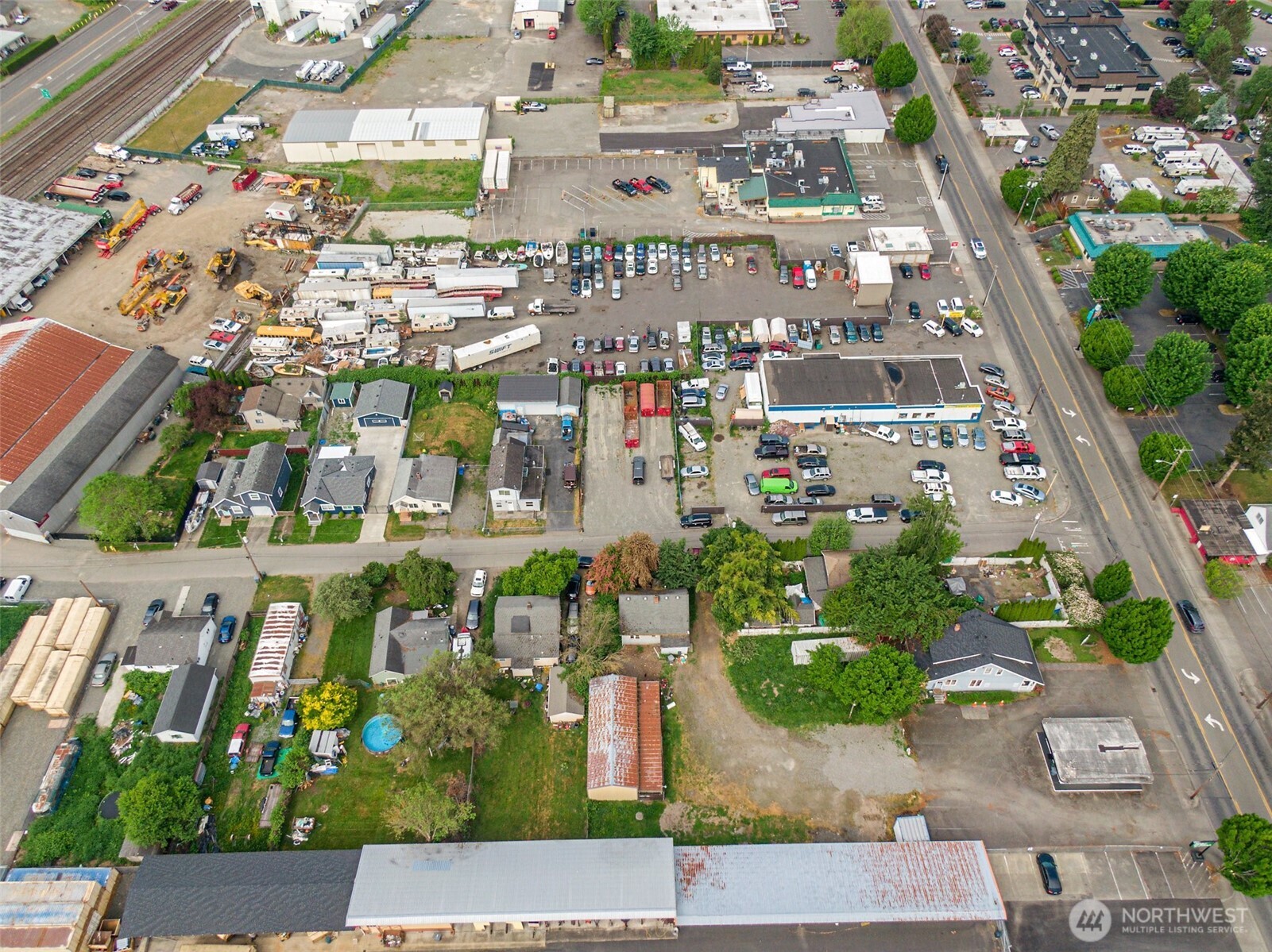 118 12th Street Property Photo 5