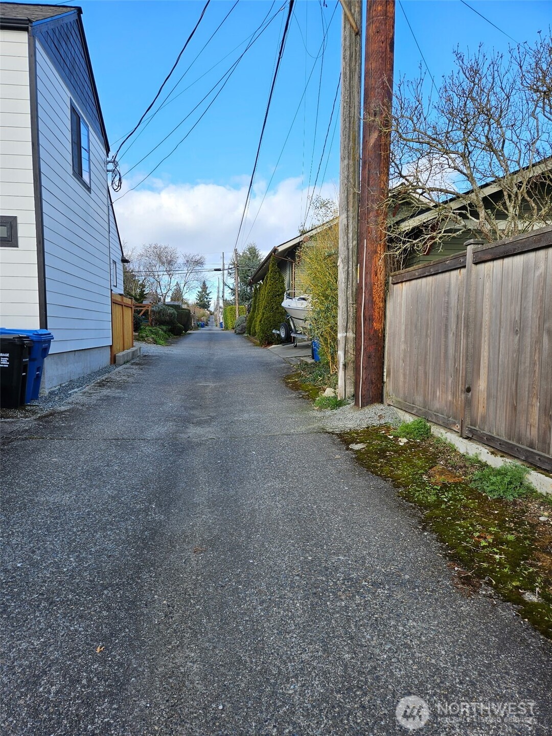 5912 45th Avenue Property Photo 4