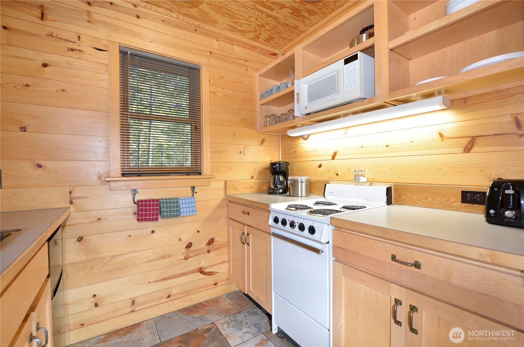 17798 A Hwy 20 C-7 Property Photo 18