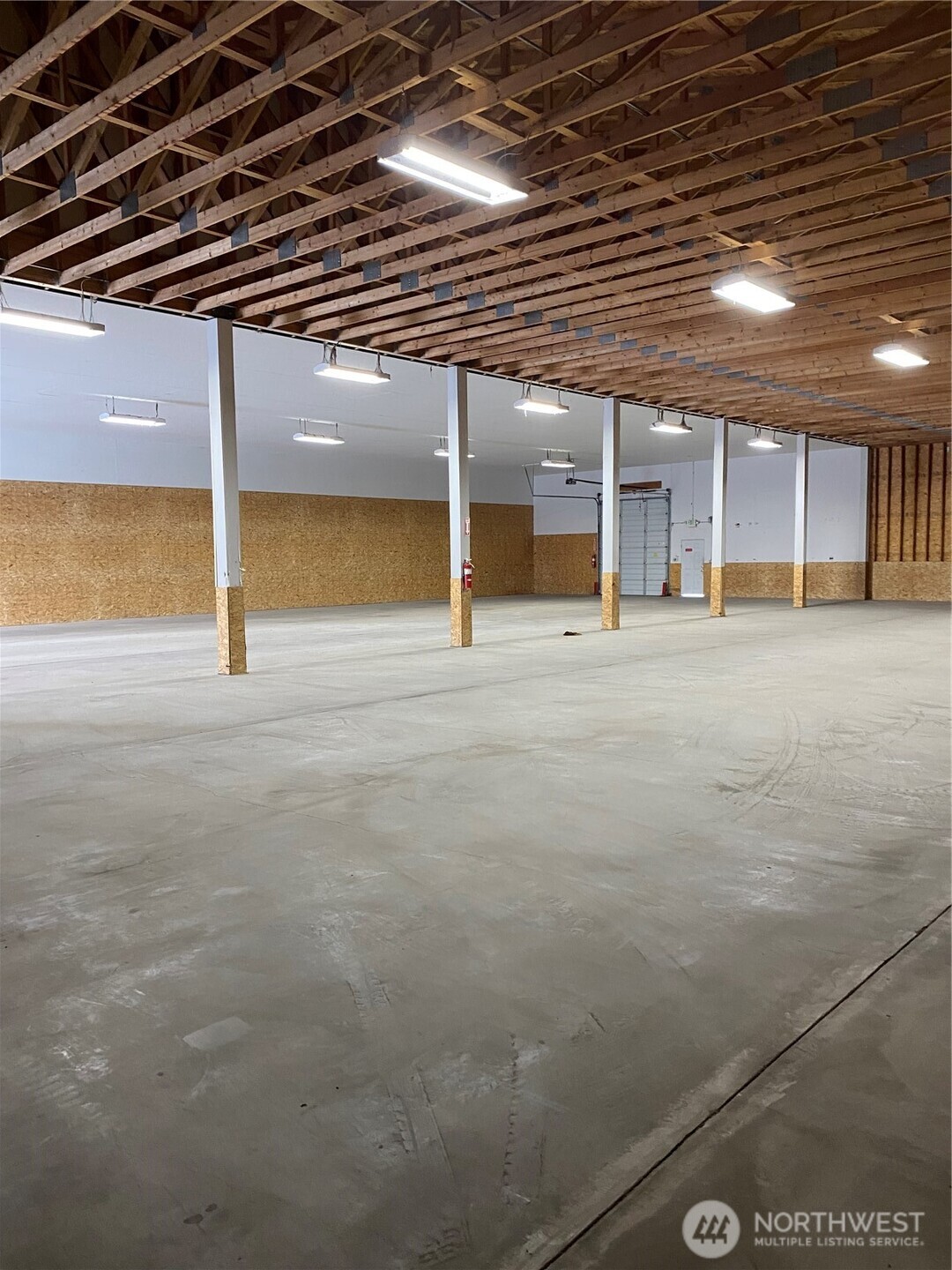 14277 US Highway 97A Property Photo 1